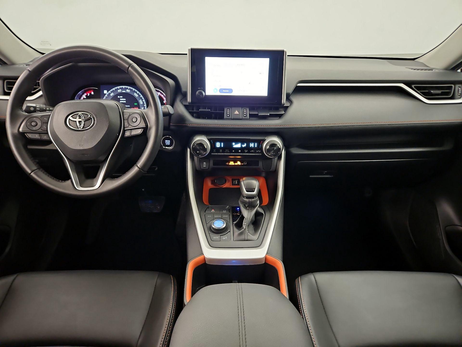 Thumbnail: 2024 Toyota RAV4 - 9