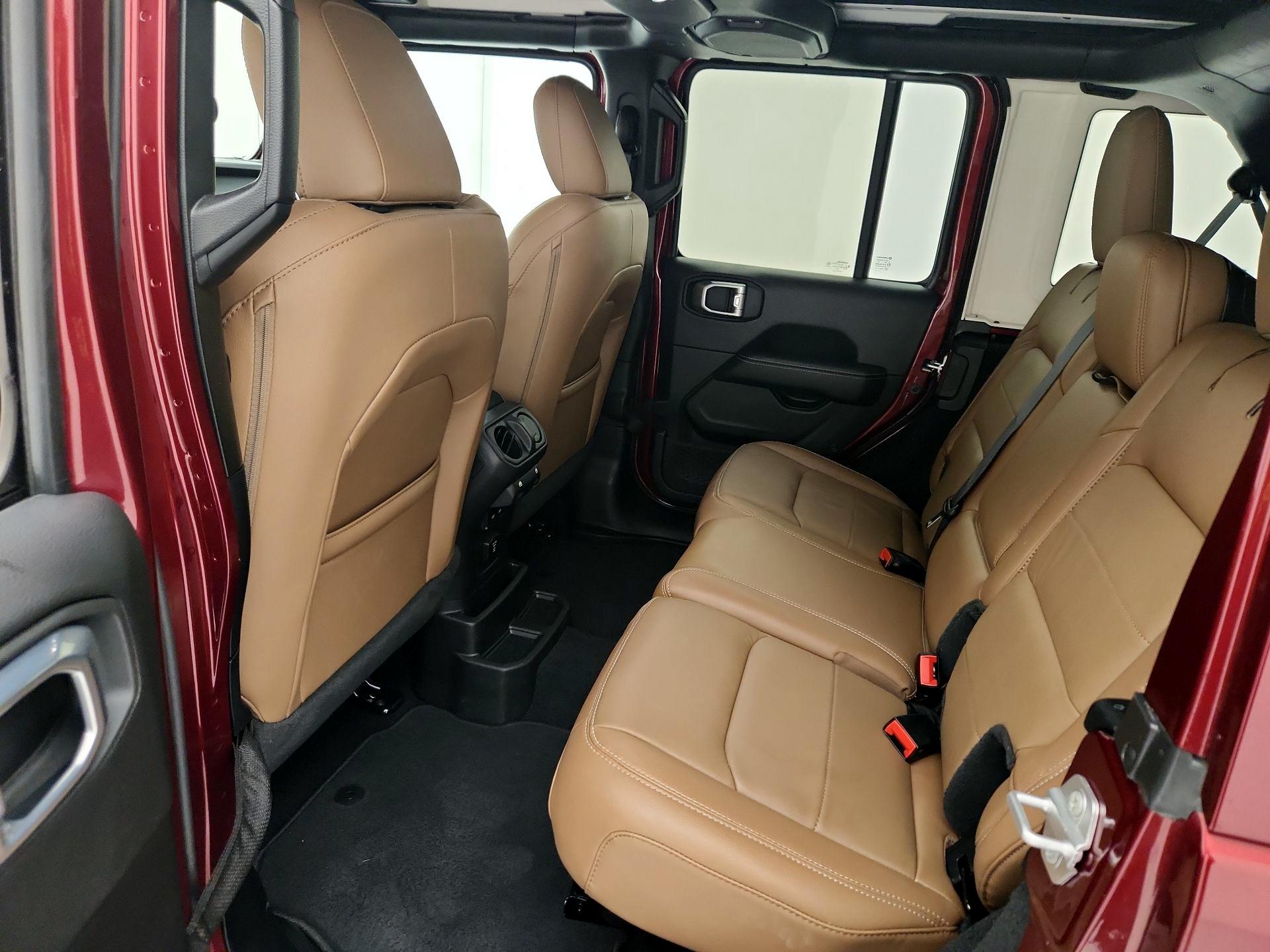 Thumbnail: 2021 Jeep Wrangler - 20