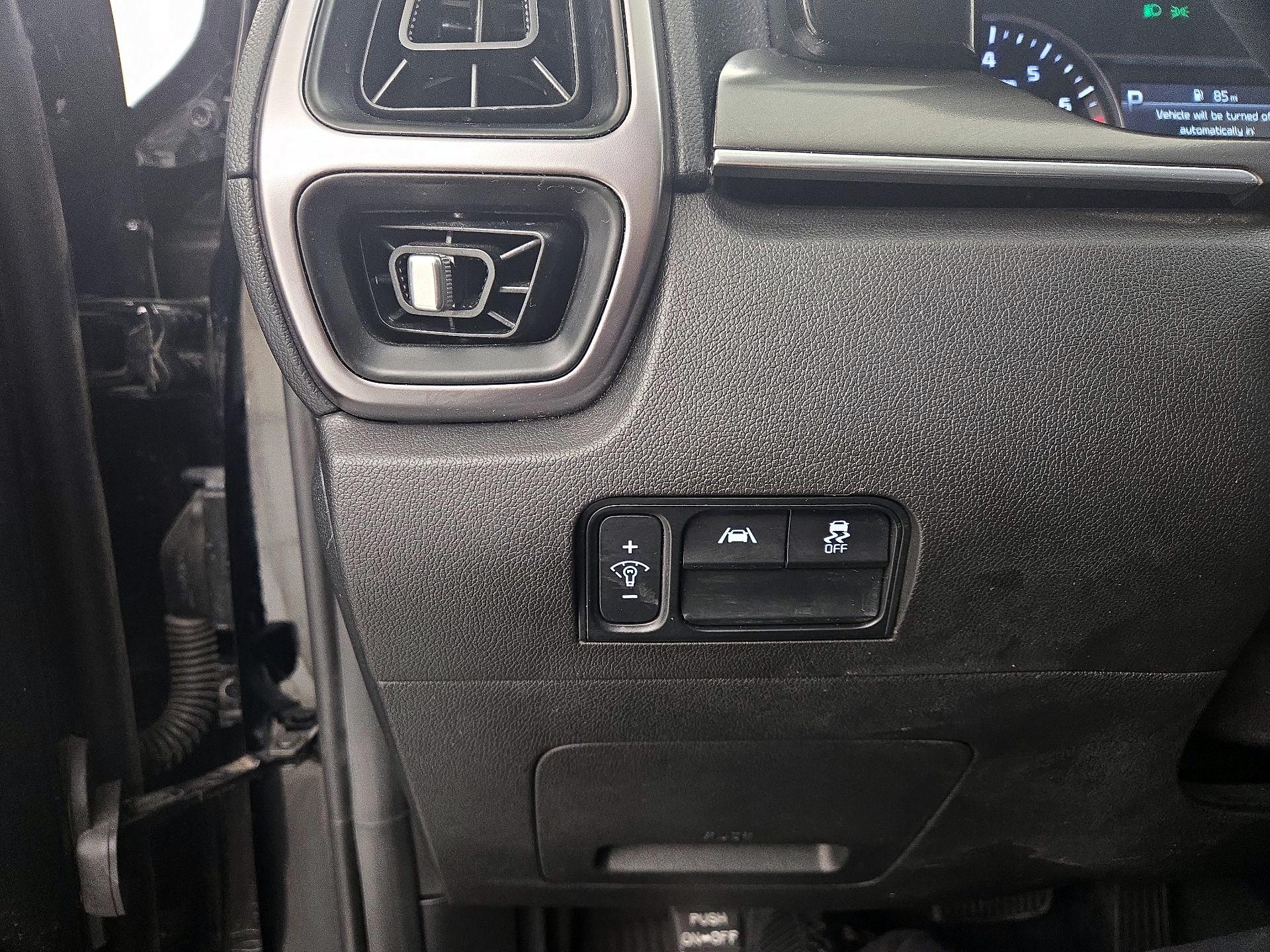 Thumbnail: 2023 Kia Sorento - 13