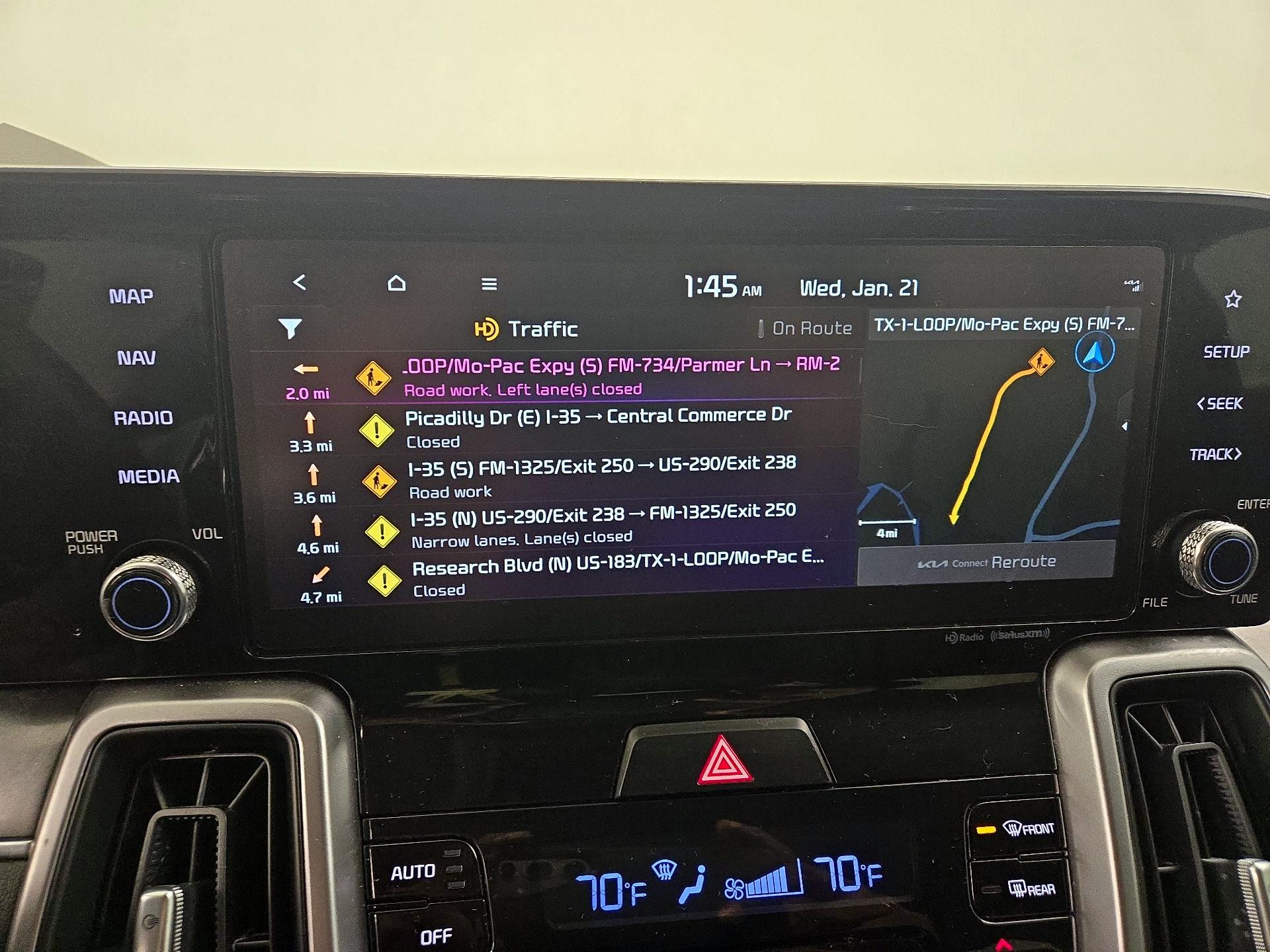 Thumbnail: 2023 Kia Sorento - 14