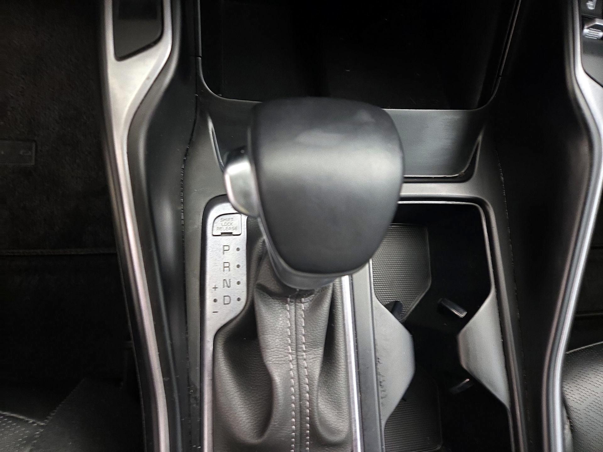 Thumbnail: 2023 Kia Sorento - 18