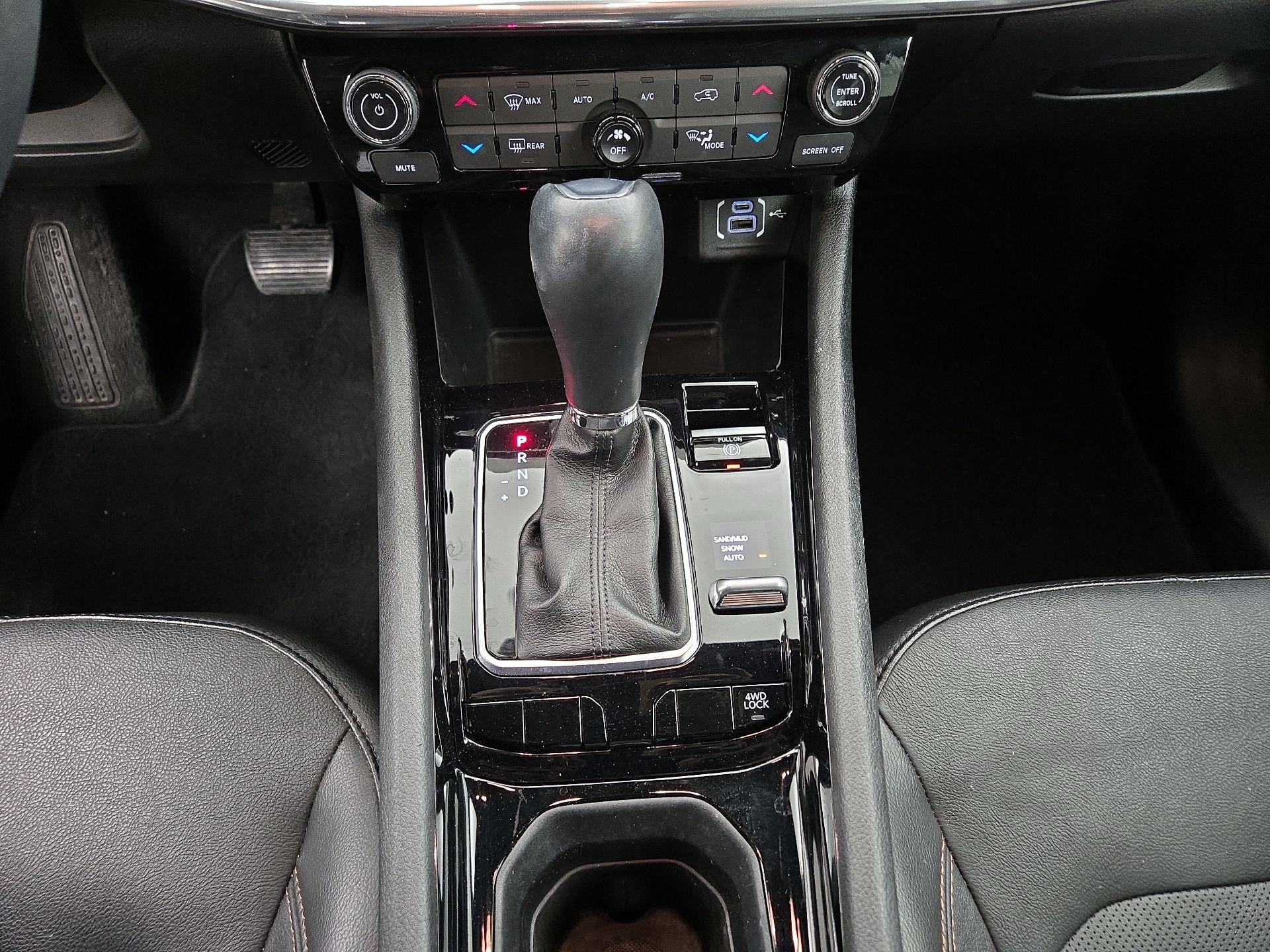 Thumbnail: 2023 Jeep Compass - 17