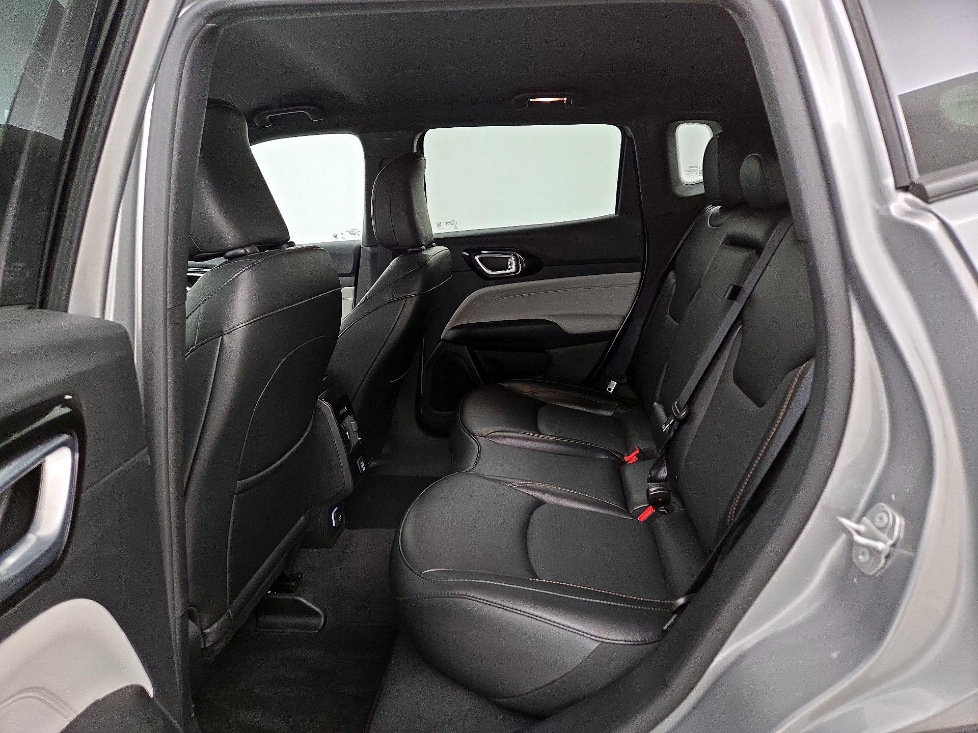 Thumbnail: 2023 Jeep Compass - 19