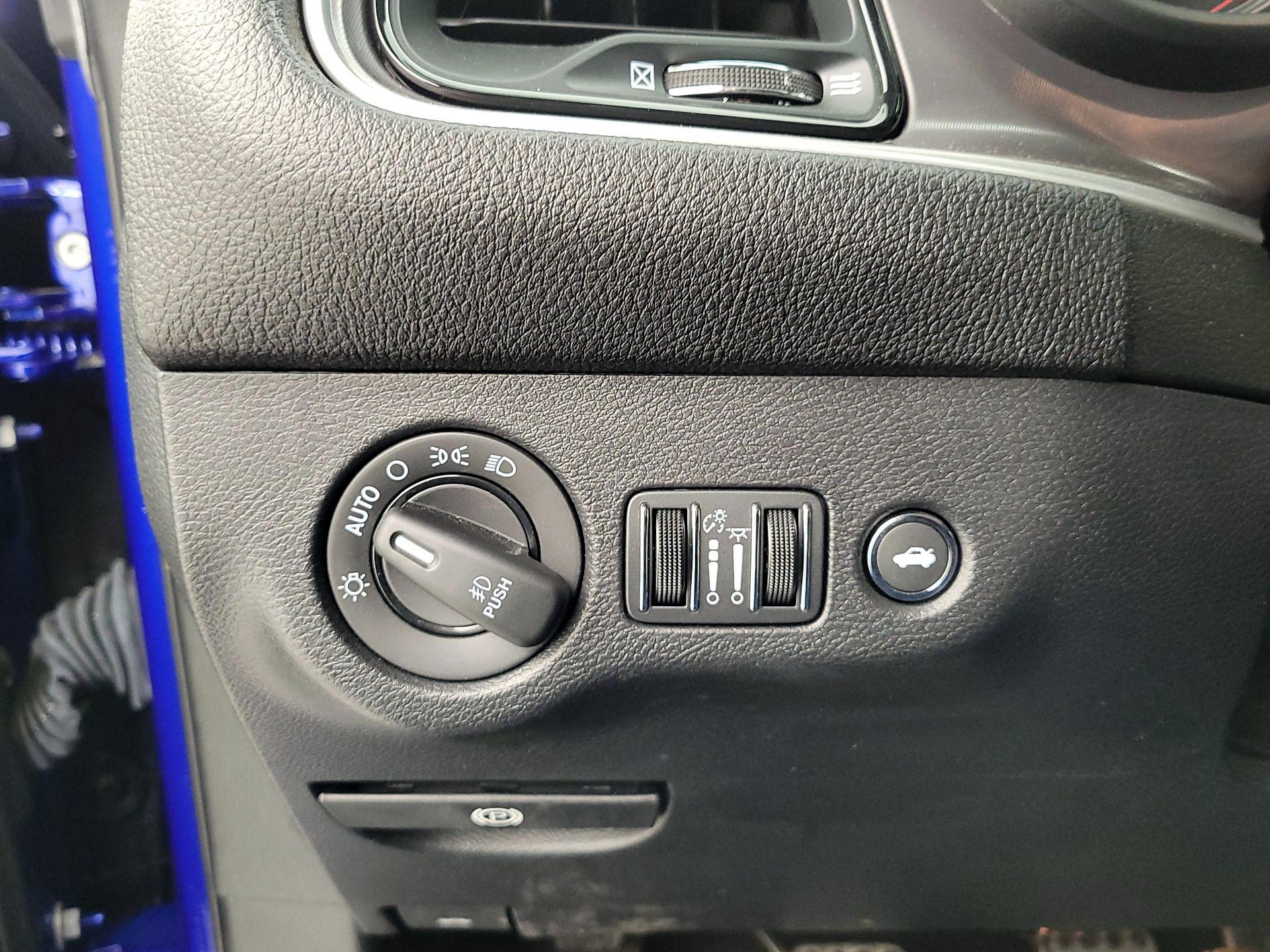 Thumbnail: 2022 Dodge Challenger - 13