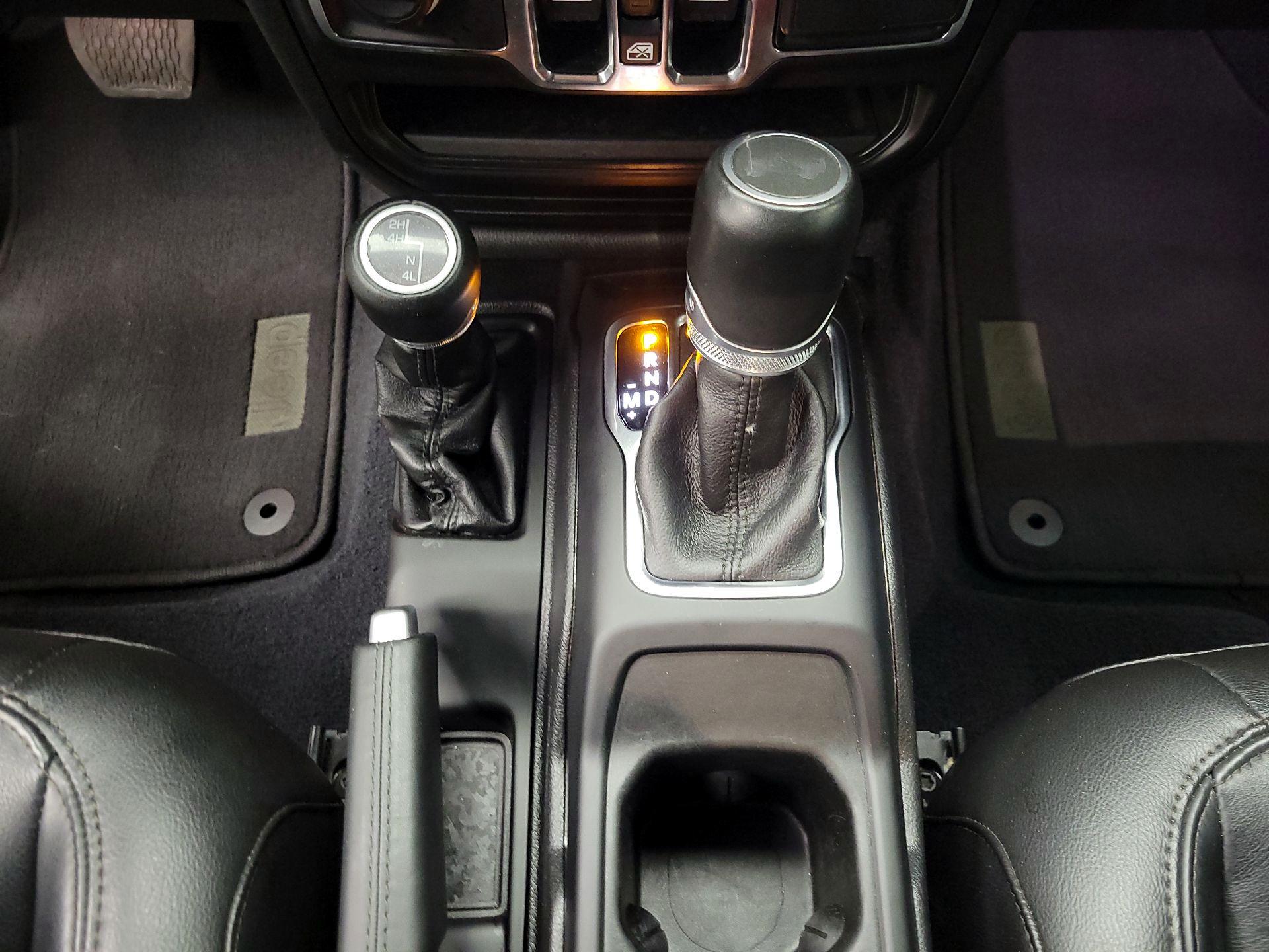 Thumbnail: 2023 Jeep Wrangler - 18