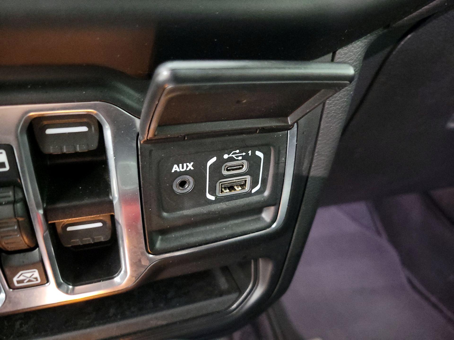 Thumbnail: 2023 Jeep Wrangler - 19