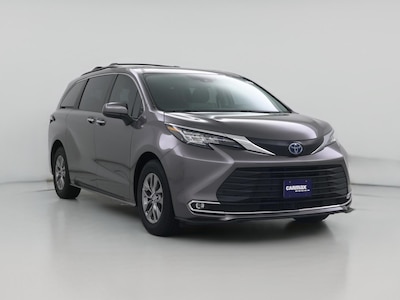 2023 Toyota Sienna Hybrid XLE