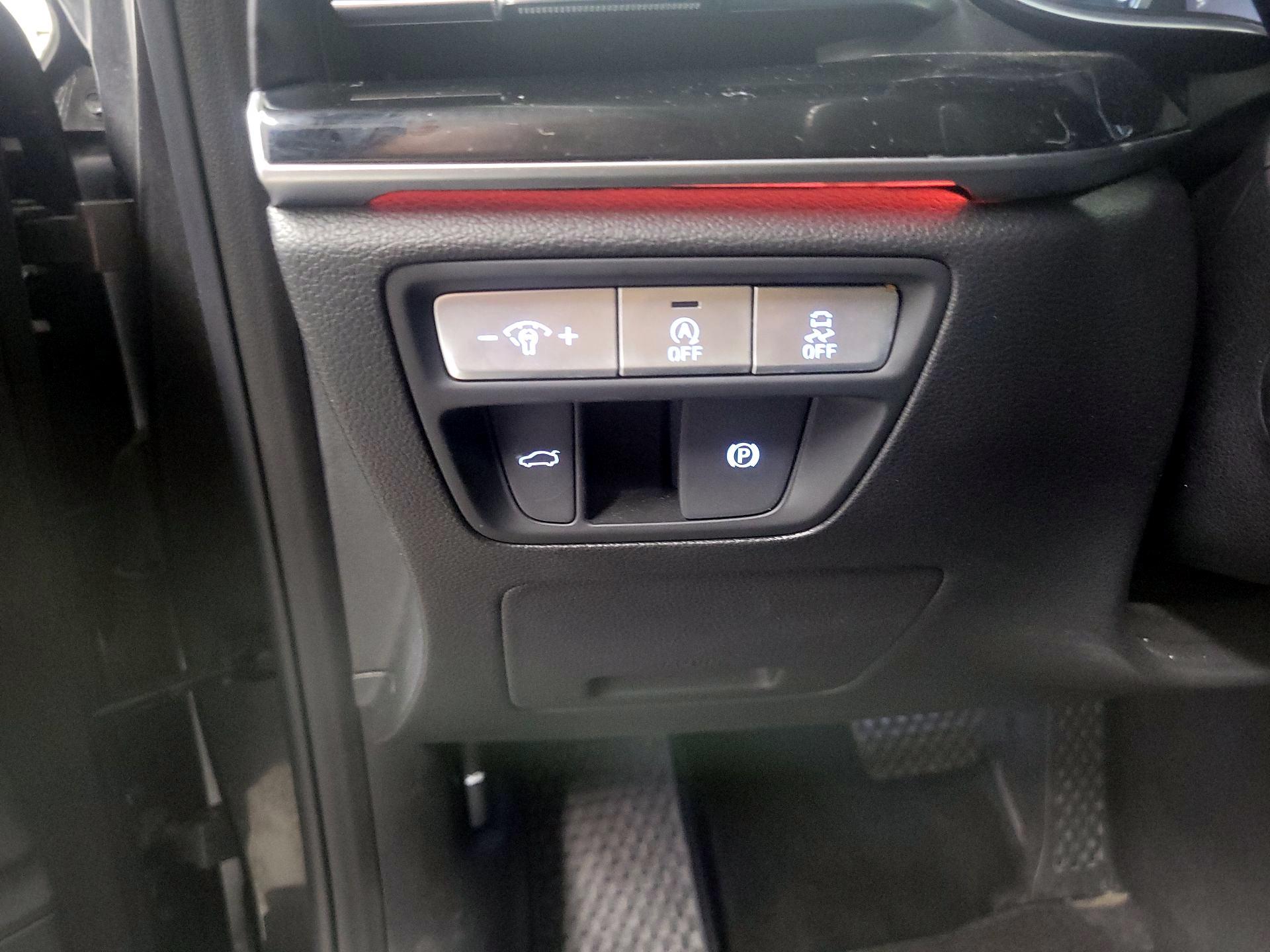 Thumbnail: 2023 Genesis G80 - 13