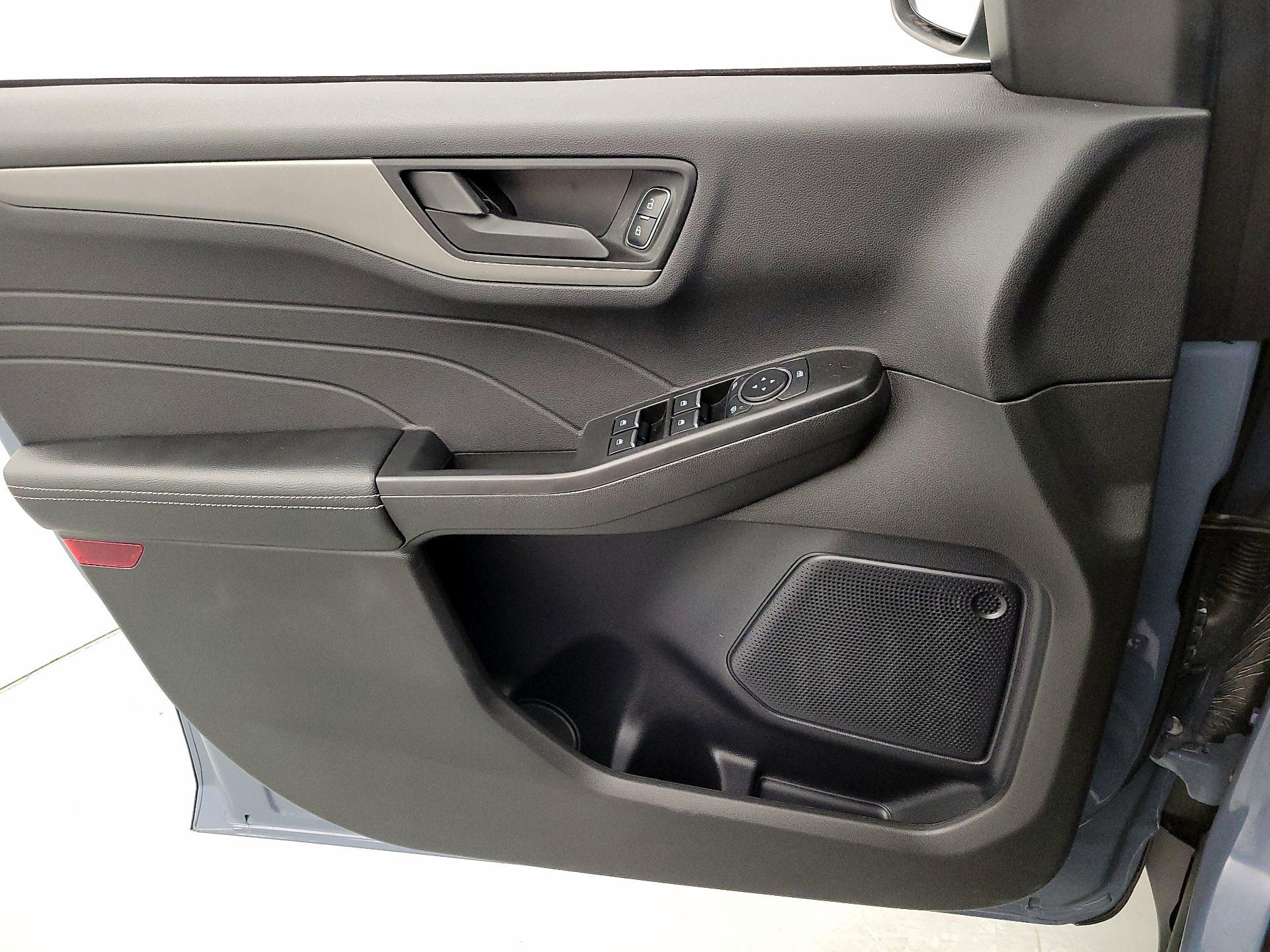 Thumbnail: 2024 Ford Escape - 12