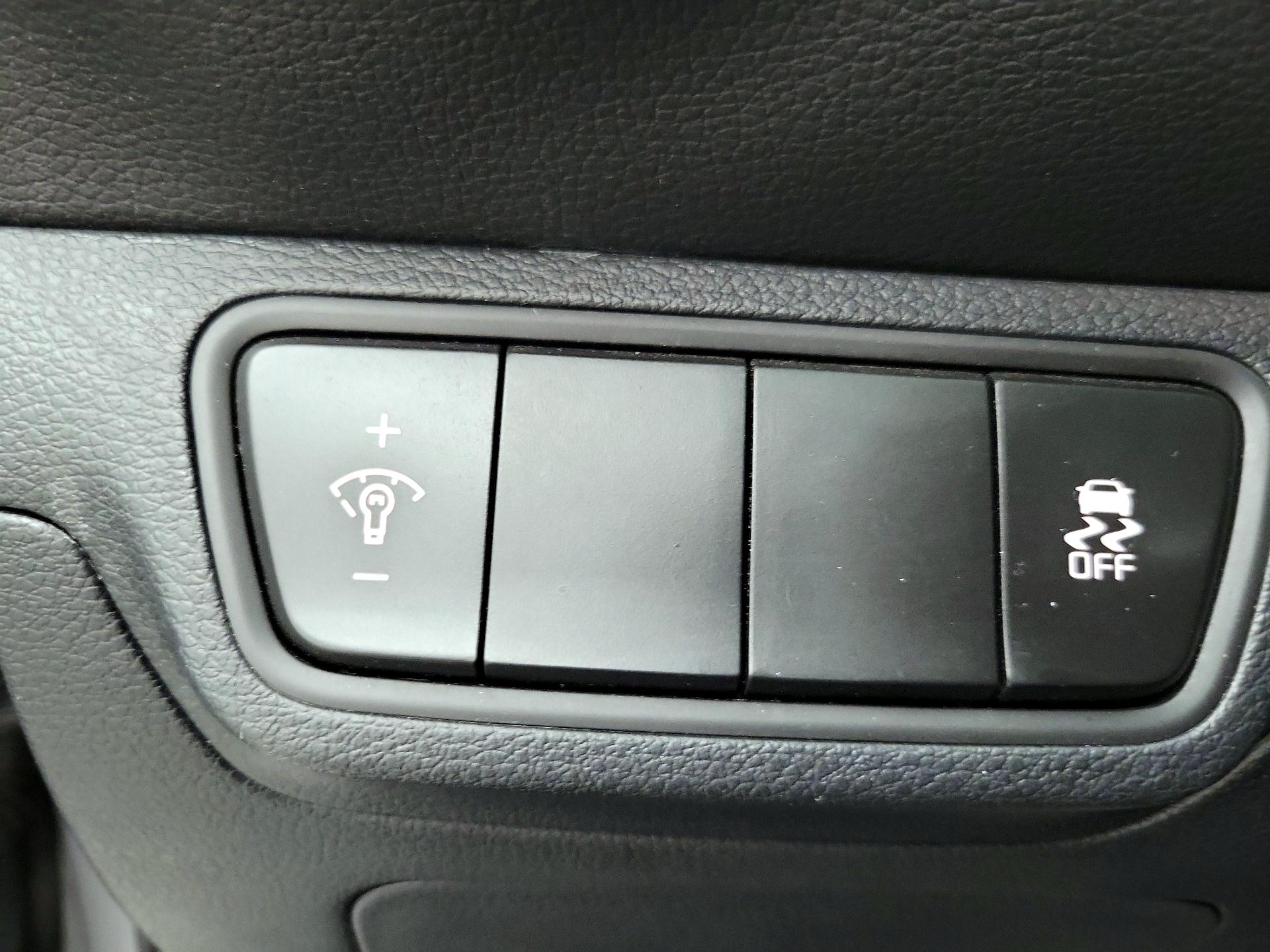 Thumbnail: 2024 Kia Forte - 13