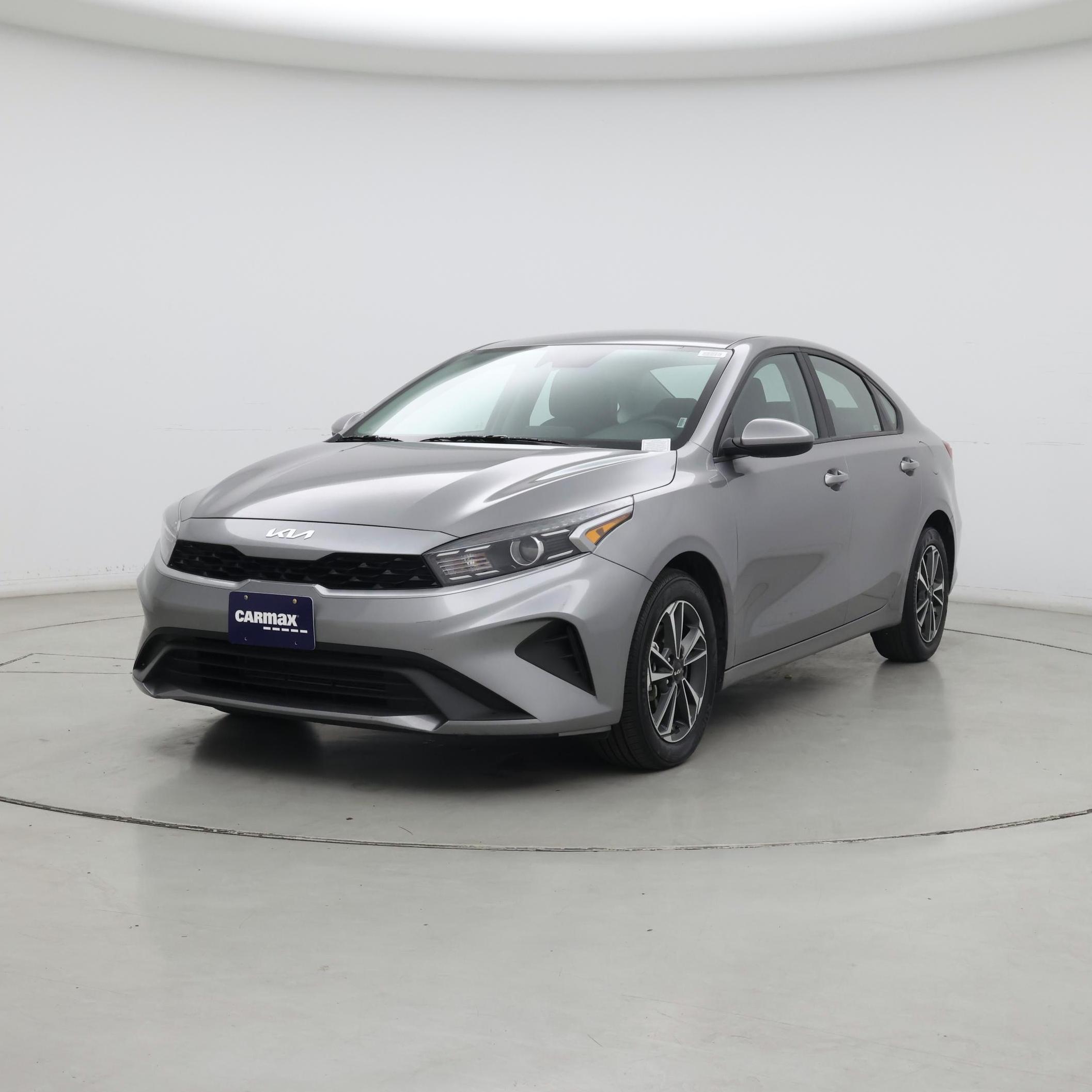 Thumbnail: 2024 Kia Forte - 4