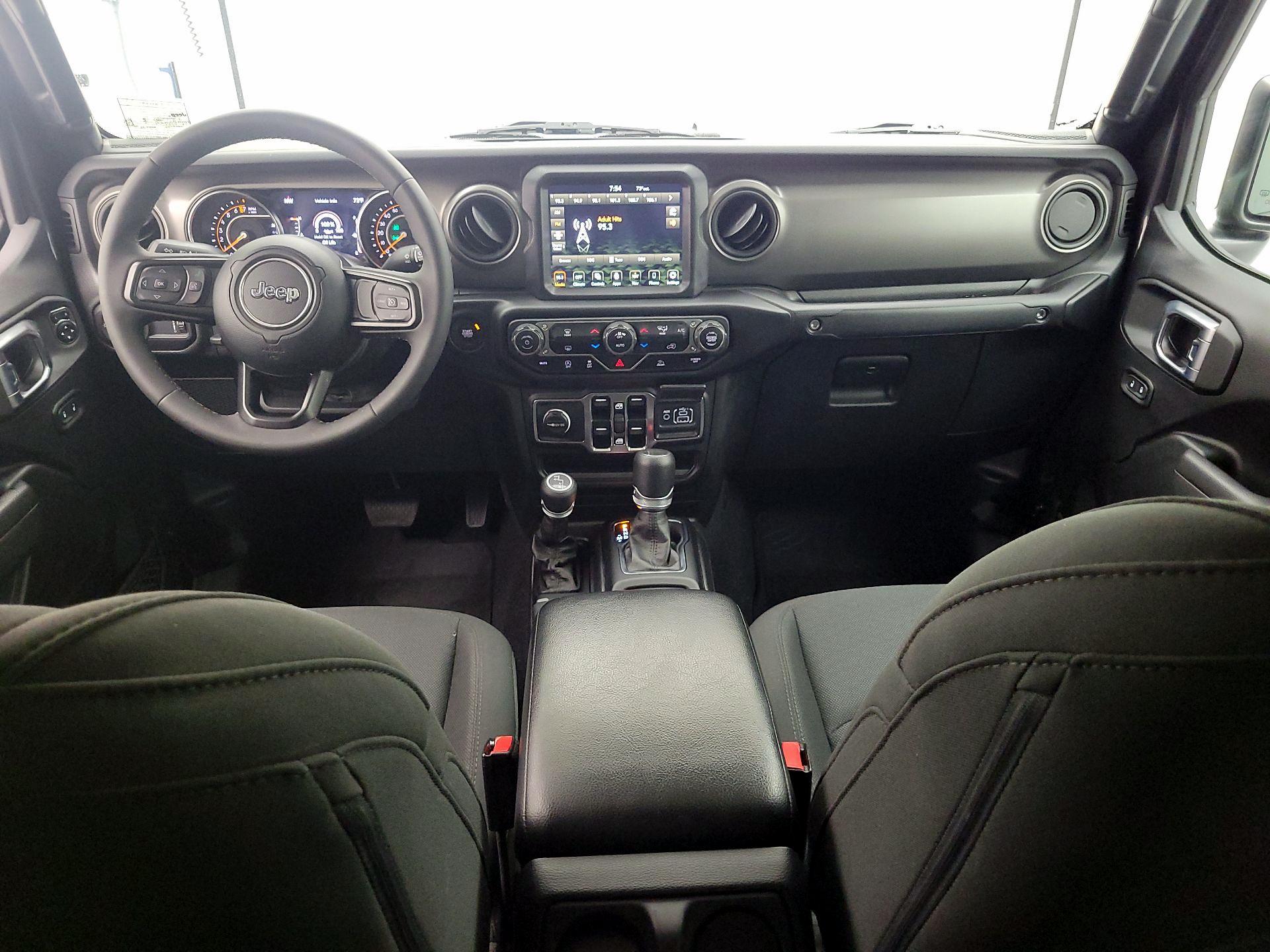 Thumbnail: 2023 Jeep Gladiator - 9