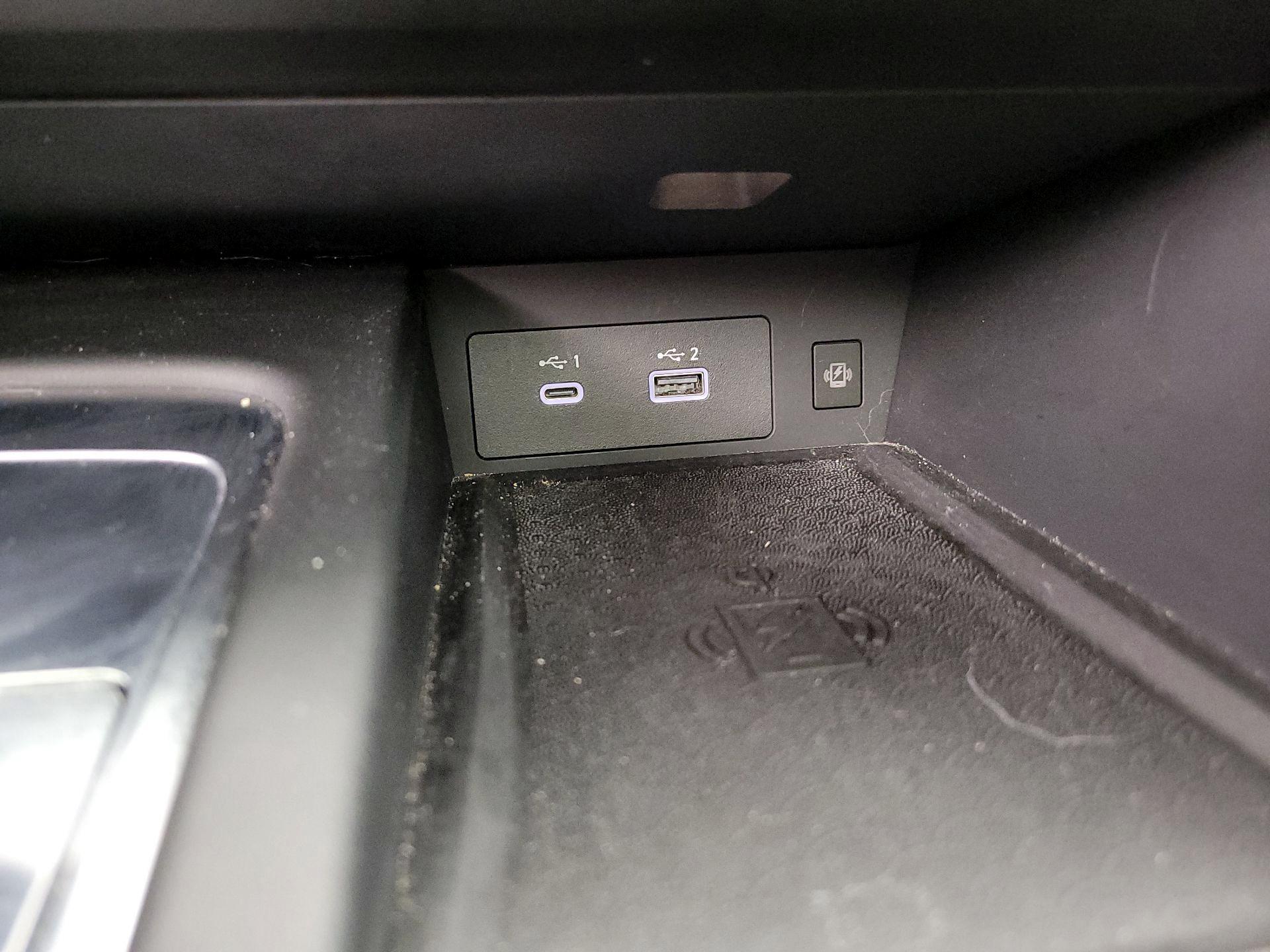 Thumbnail: 2023 INFINITI QX60 - 19