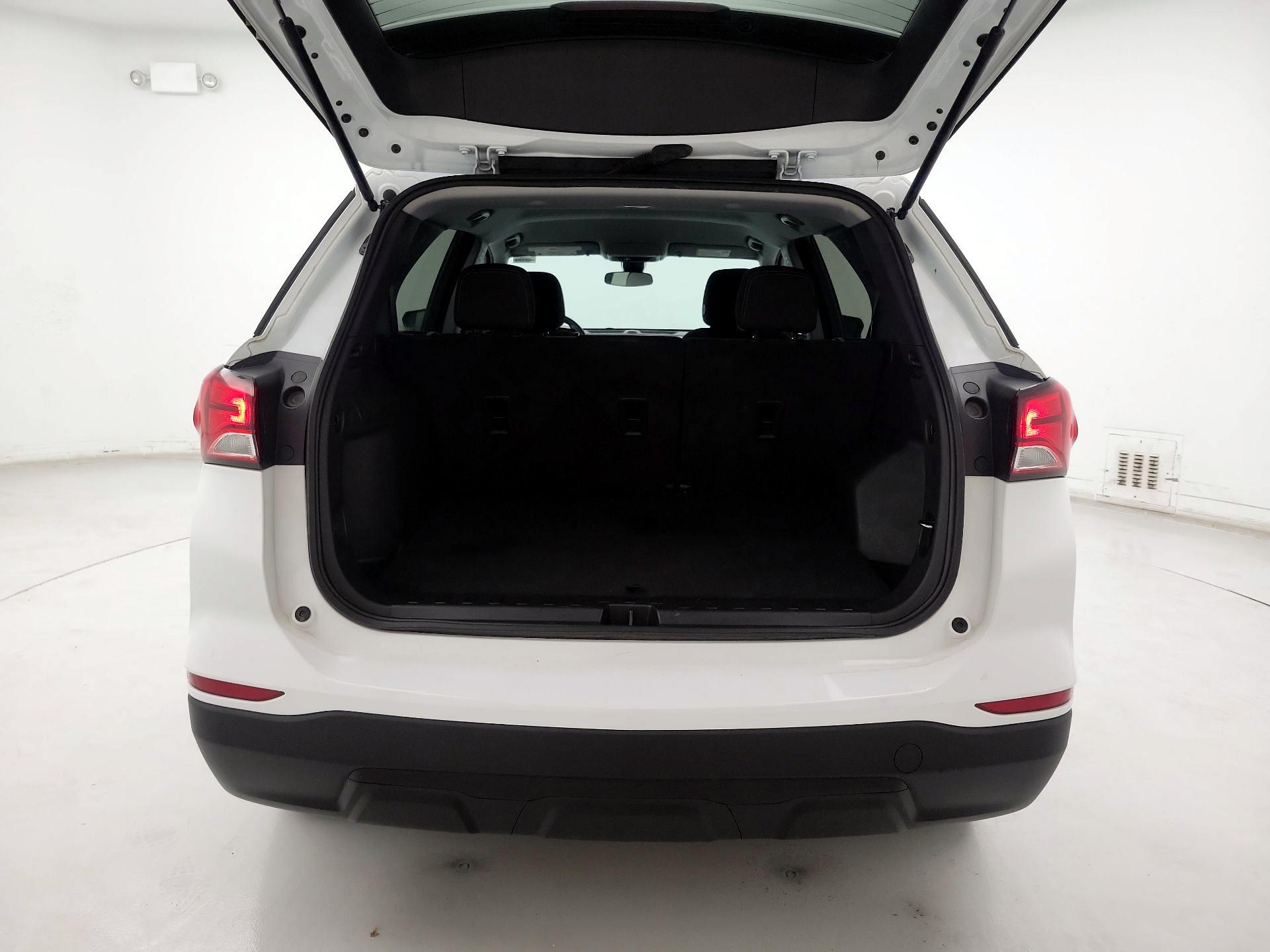 Thumbnail: 2022 Chevrolet Equinox - 20