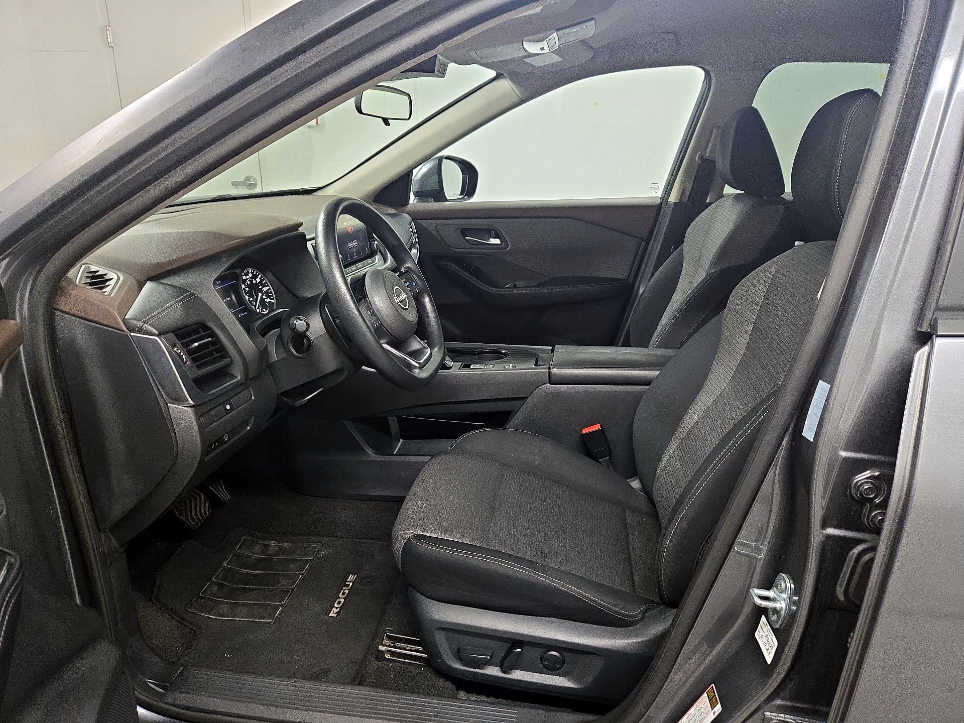 Thumbnail: 2023 Nissan Rogue - 11