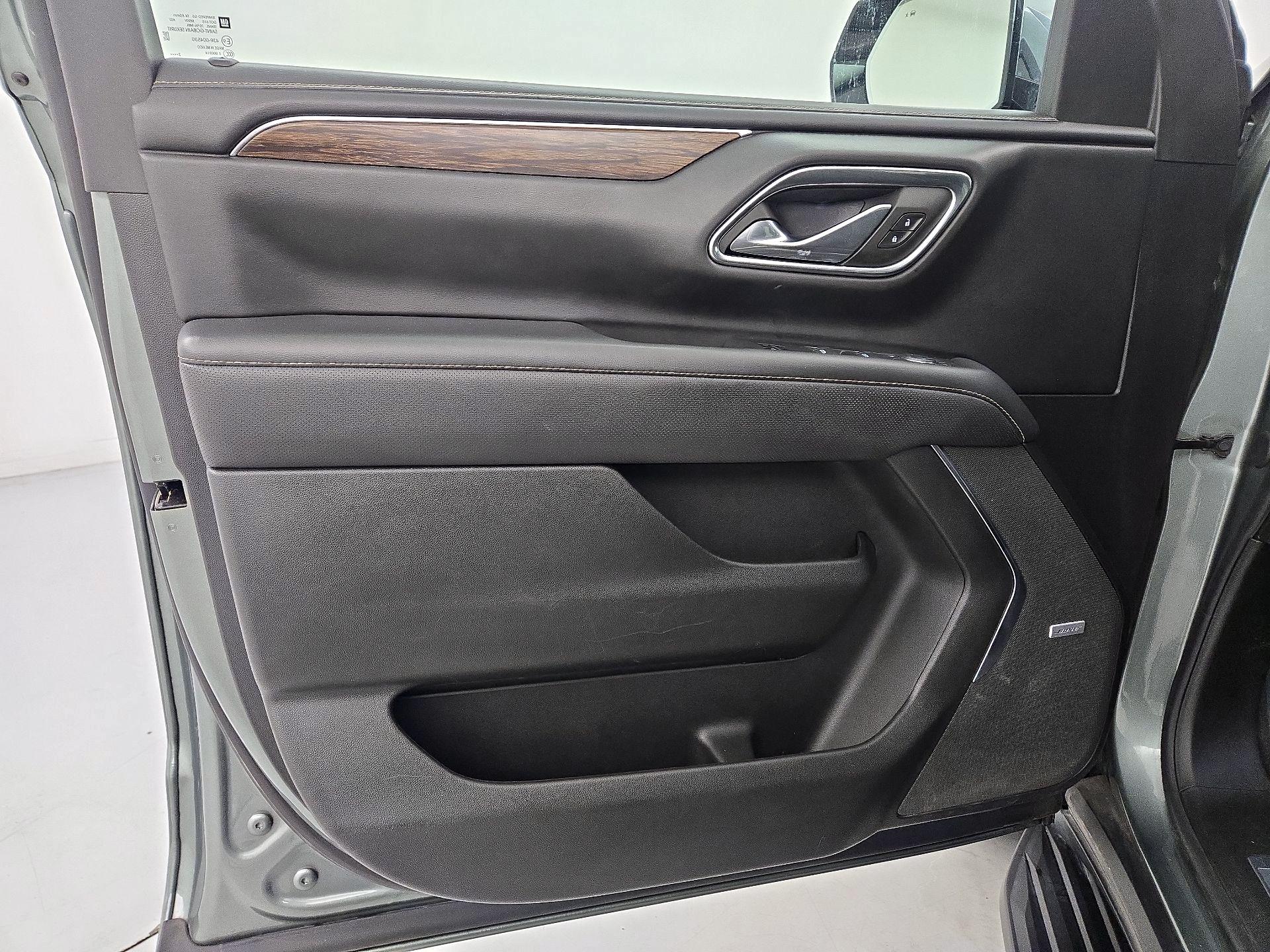 Thumbnail: 2023 Chevrolet Suburban - 12