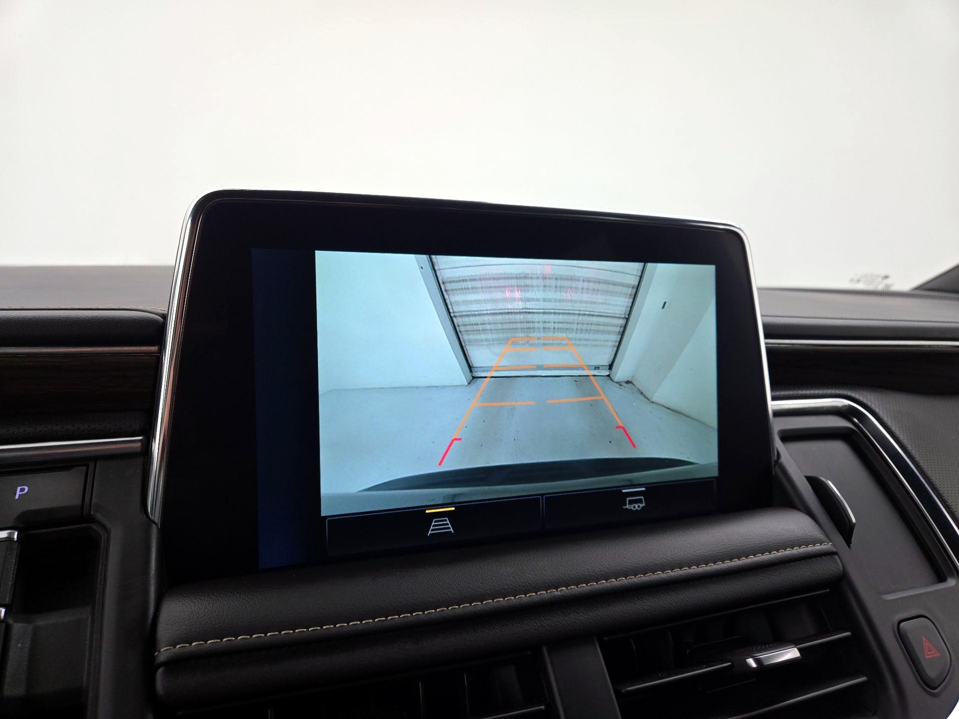 Thumbnail: 2023 Chevrolet Suburban - 14