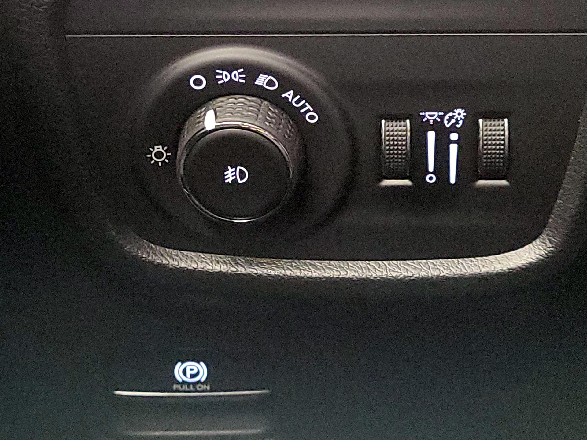 Thumbnail: 2023 Jeep Grand Cherokee - 13