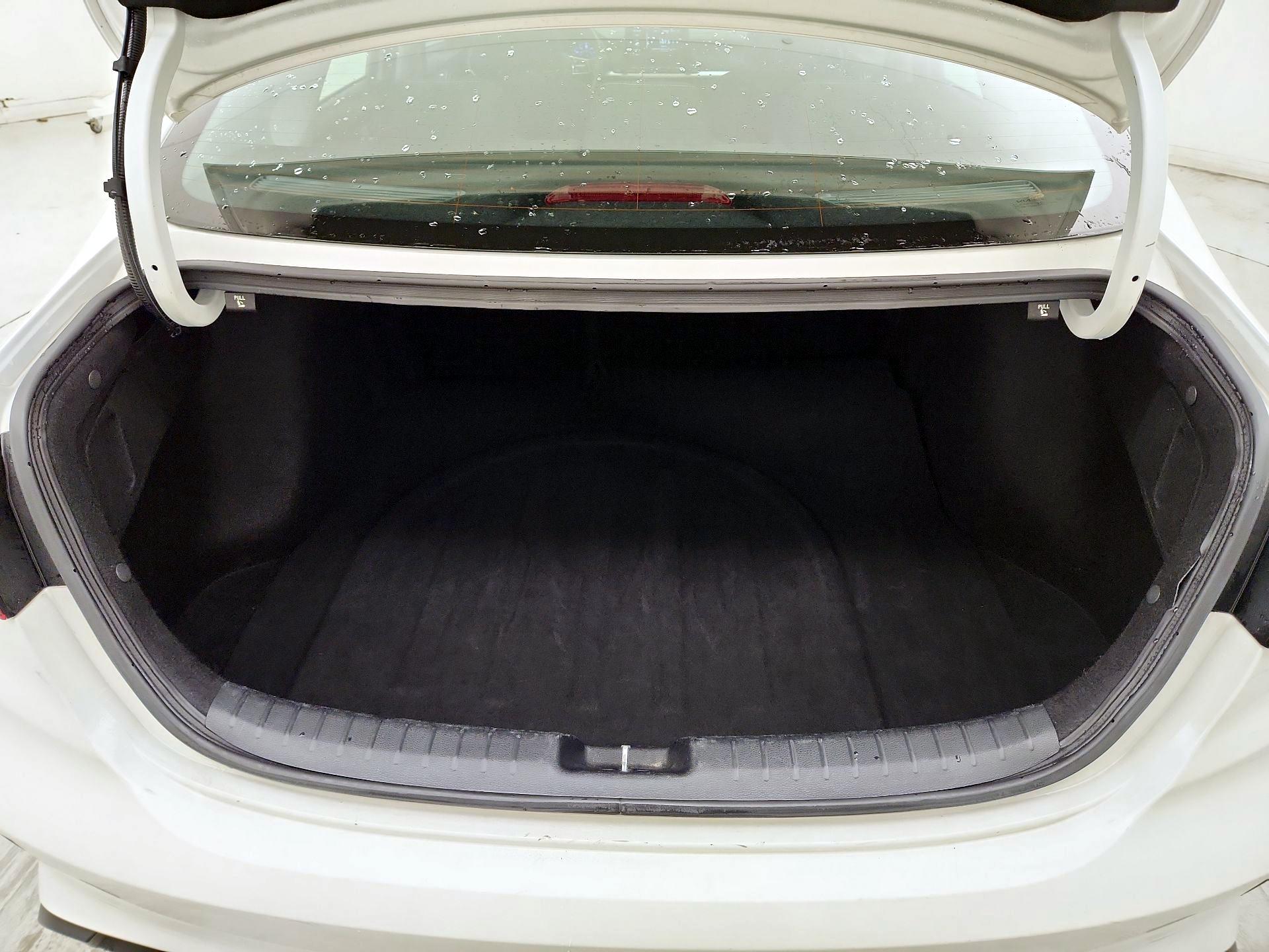 Thumbnail: 2023 Kia Forte - 20