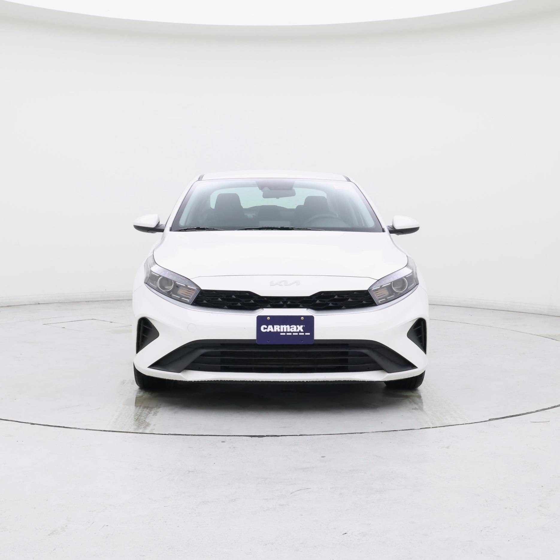 Thumbnail: 2023 Kia Forte - 5