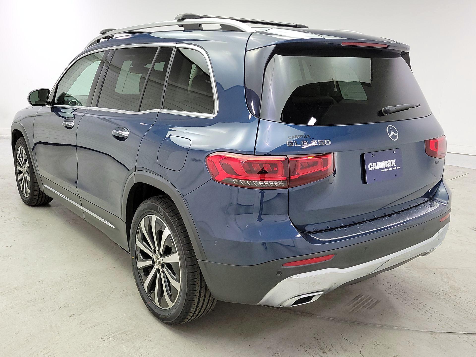 Thumbnail: 2021 Mercedes-Benz GLB - 7