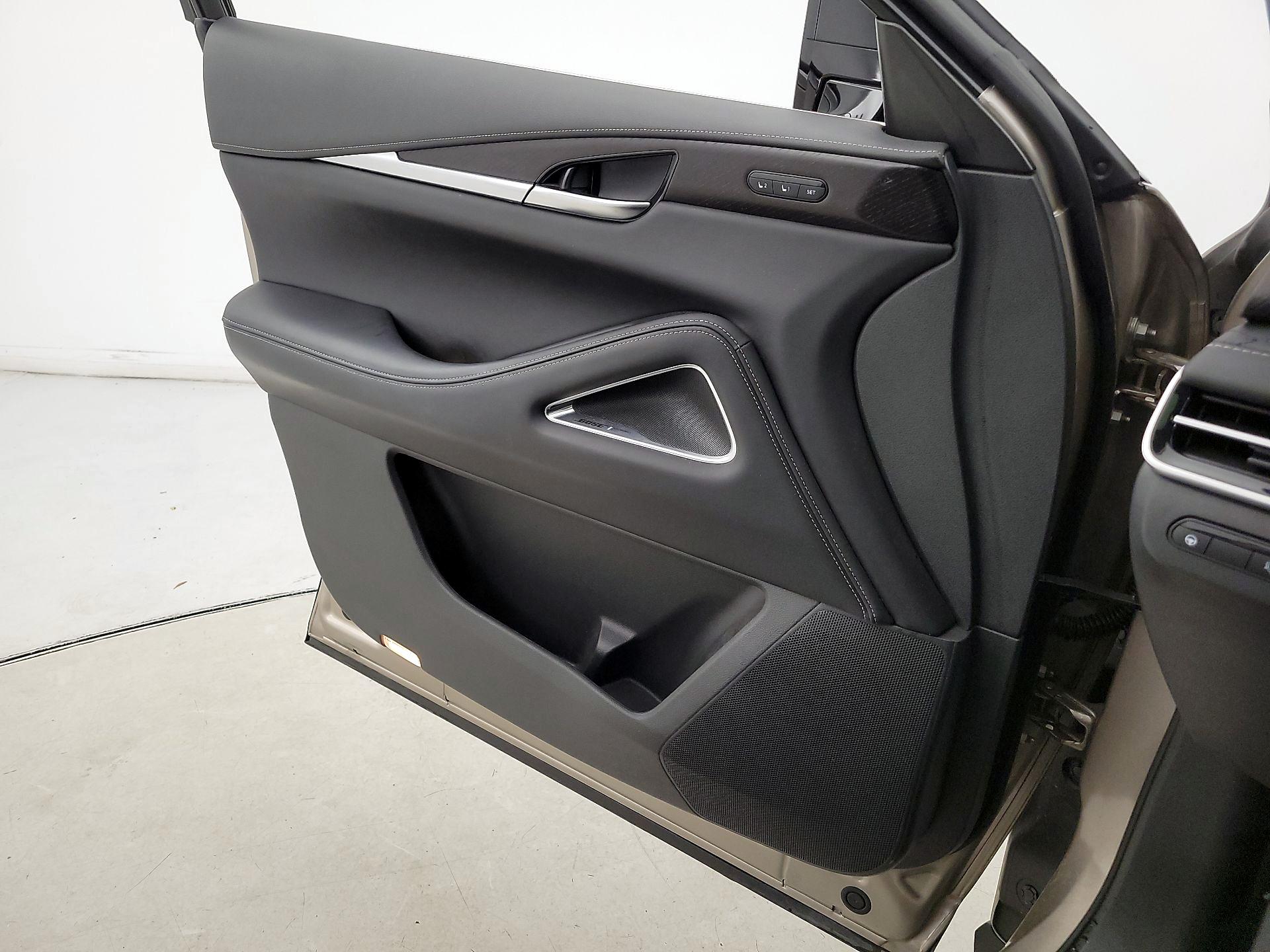 Thumbnail: 2023 INFINITI QX60 - 12