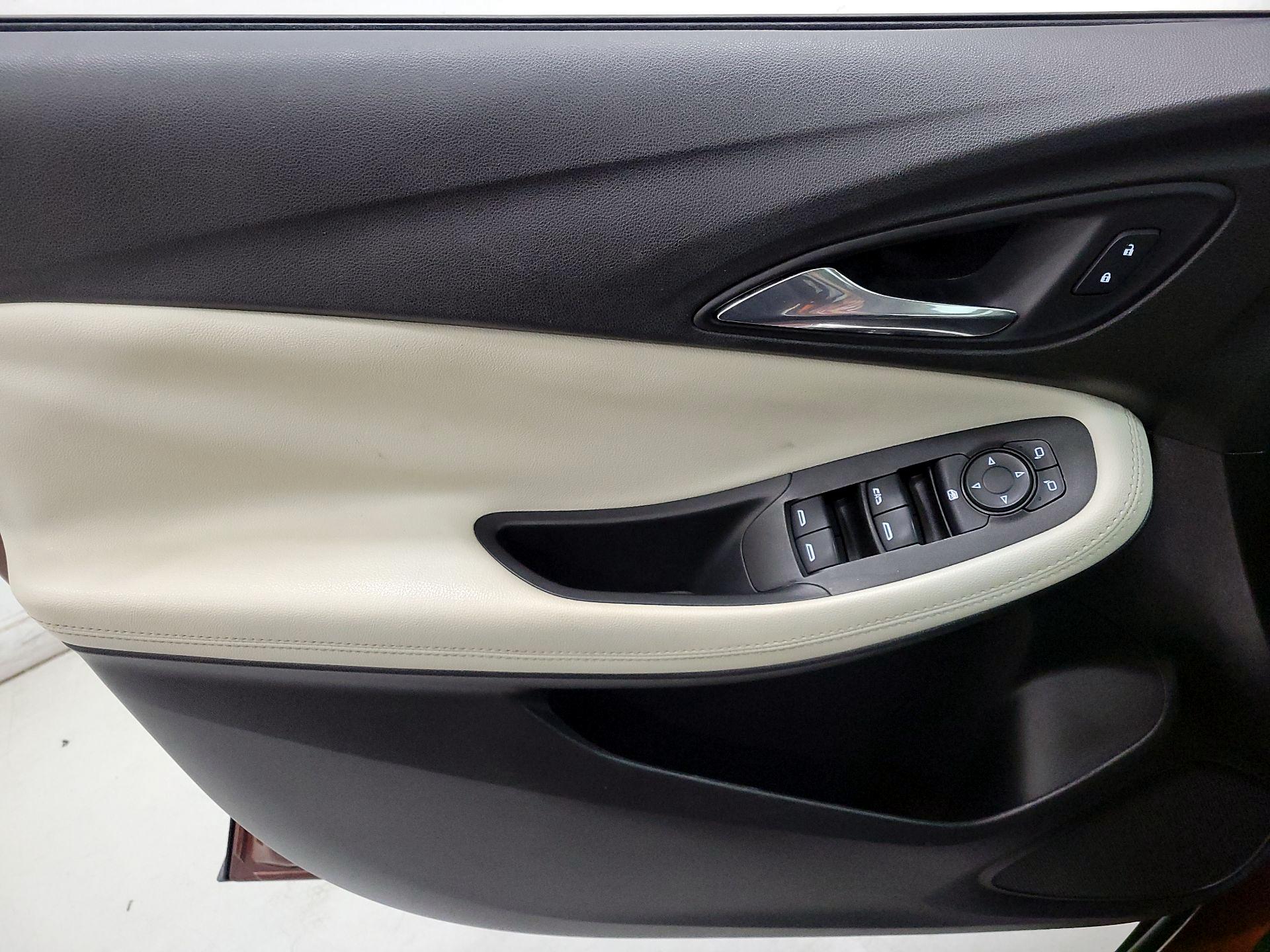 Thumbnail: 2020 Buick Encore GX - 12