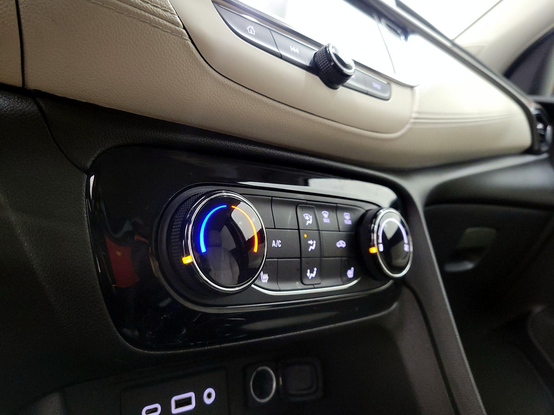 Thumbnail: 2020 Buick Encore GX - 16