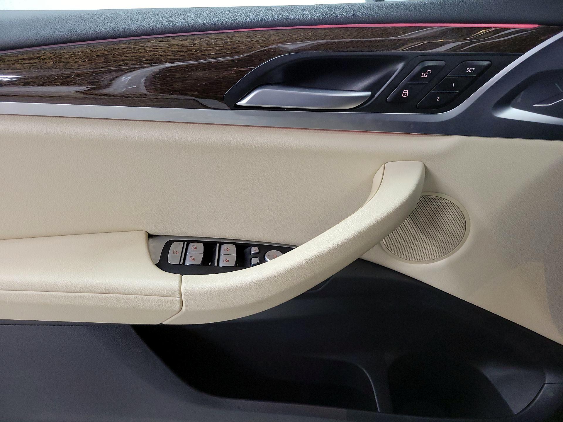 Thumbnail: 2023 BMW X3 - 10