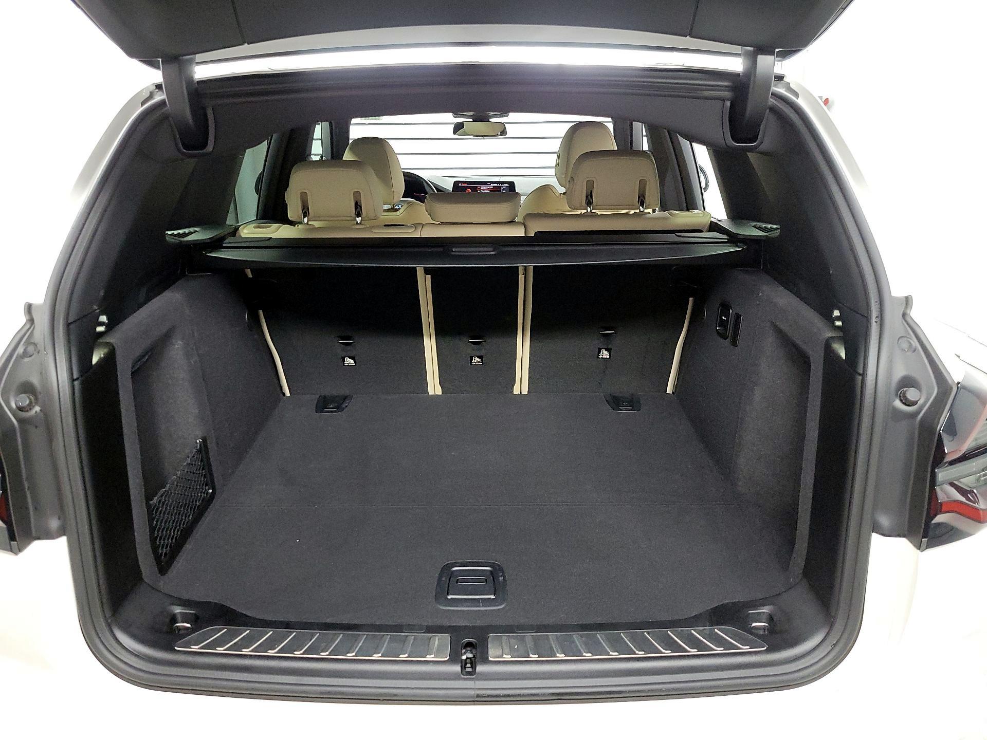 Thumbnail: 2023 BMW X3 - 17