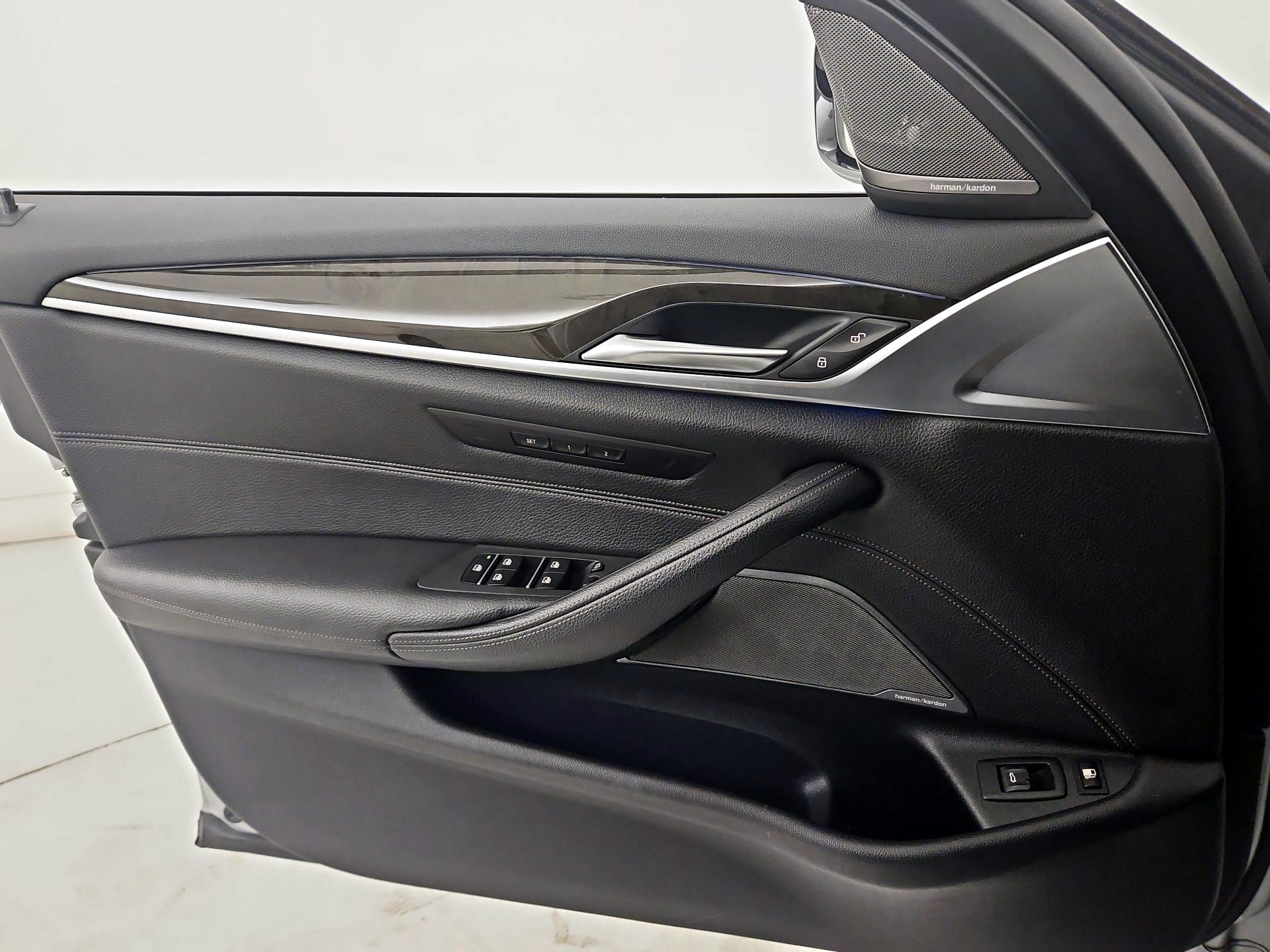 Thumbnail: 2018 BMW 5 Series - 12