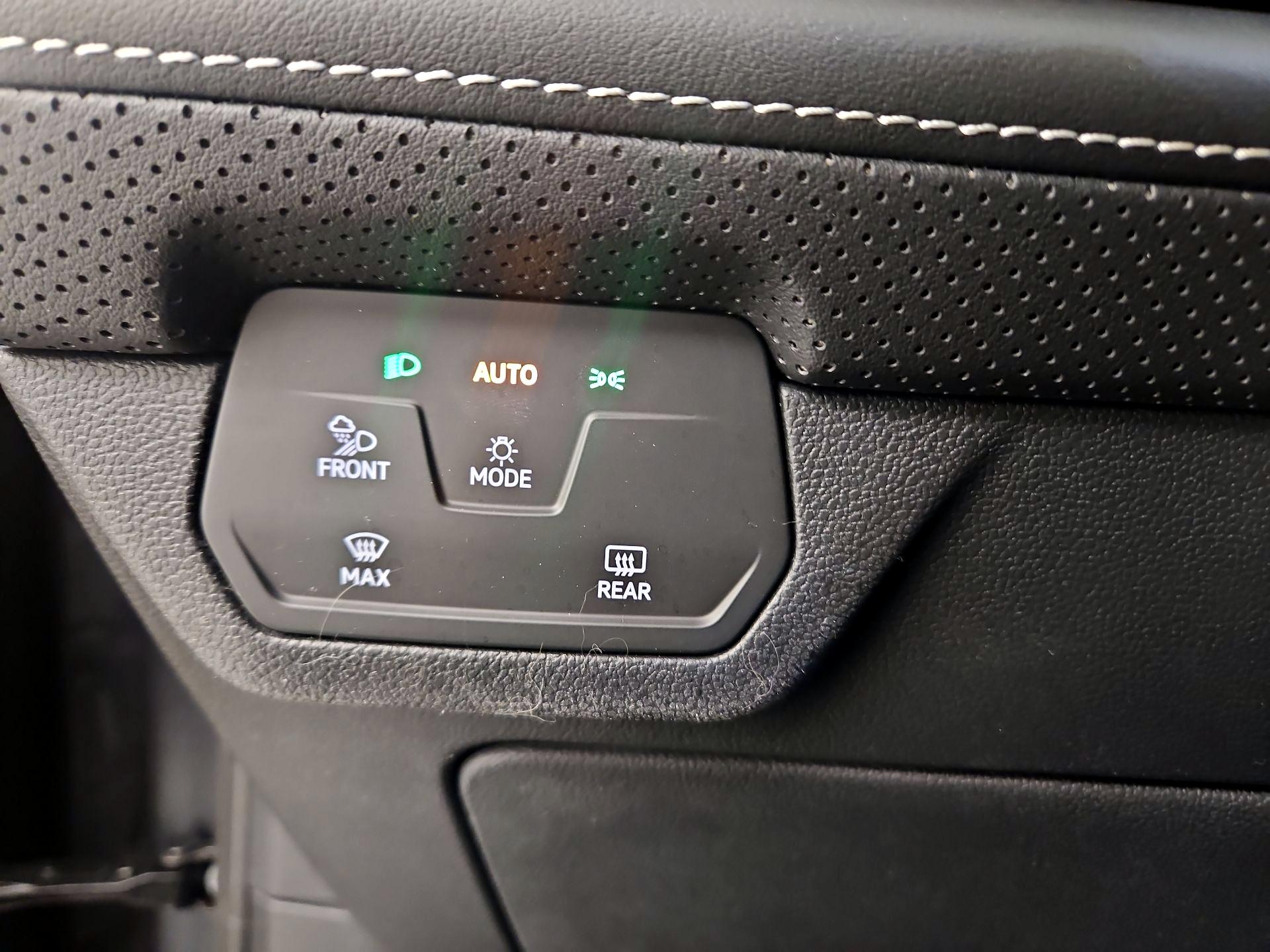 Thumbnail: 2024 Volkswagen Atlas - 13