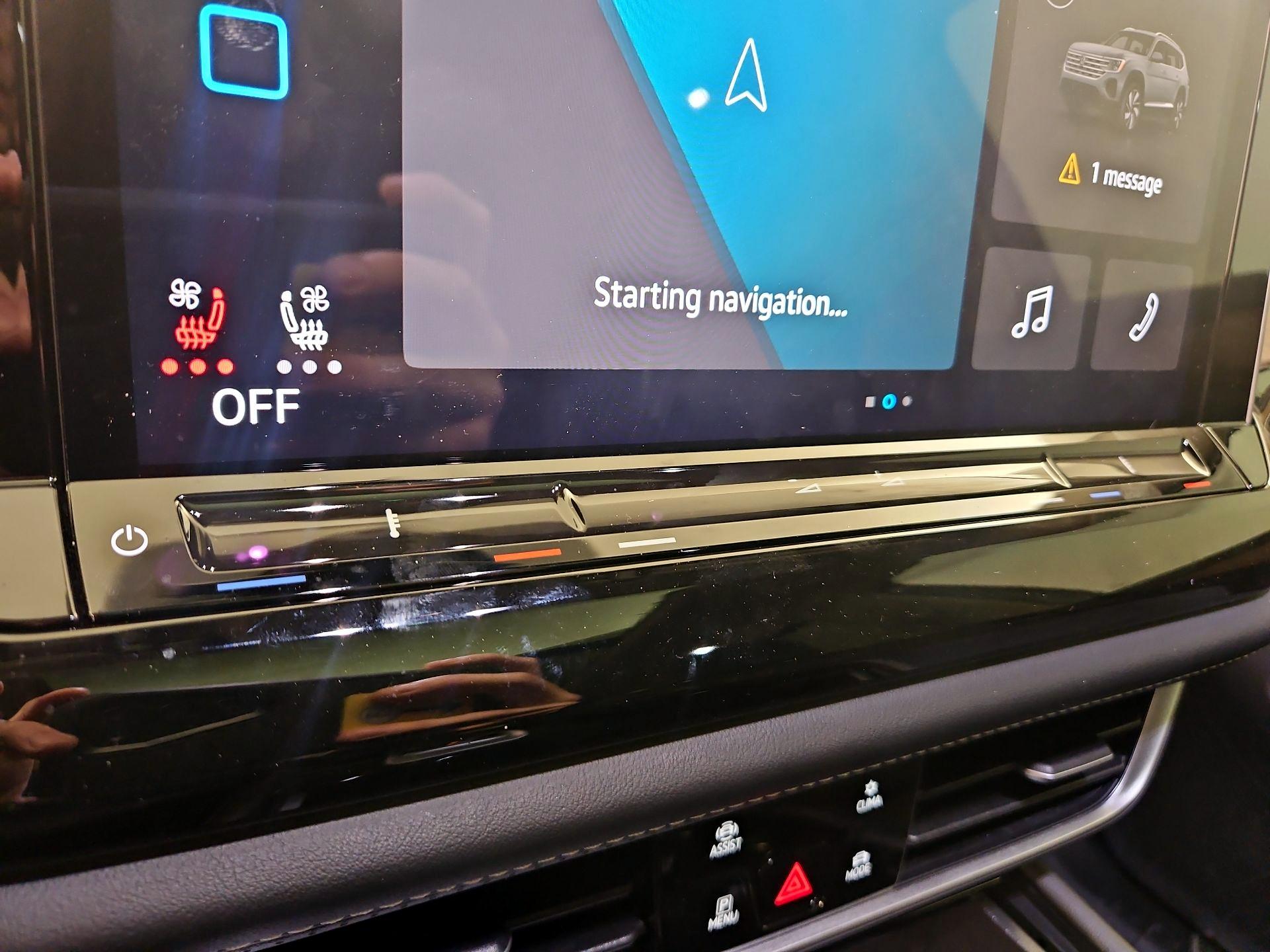 Thumbnail: 2024 Volkswagen Atlas - 16