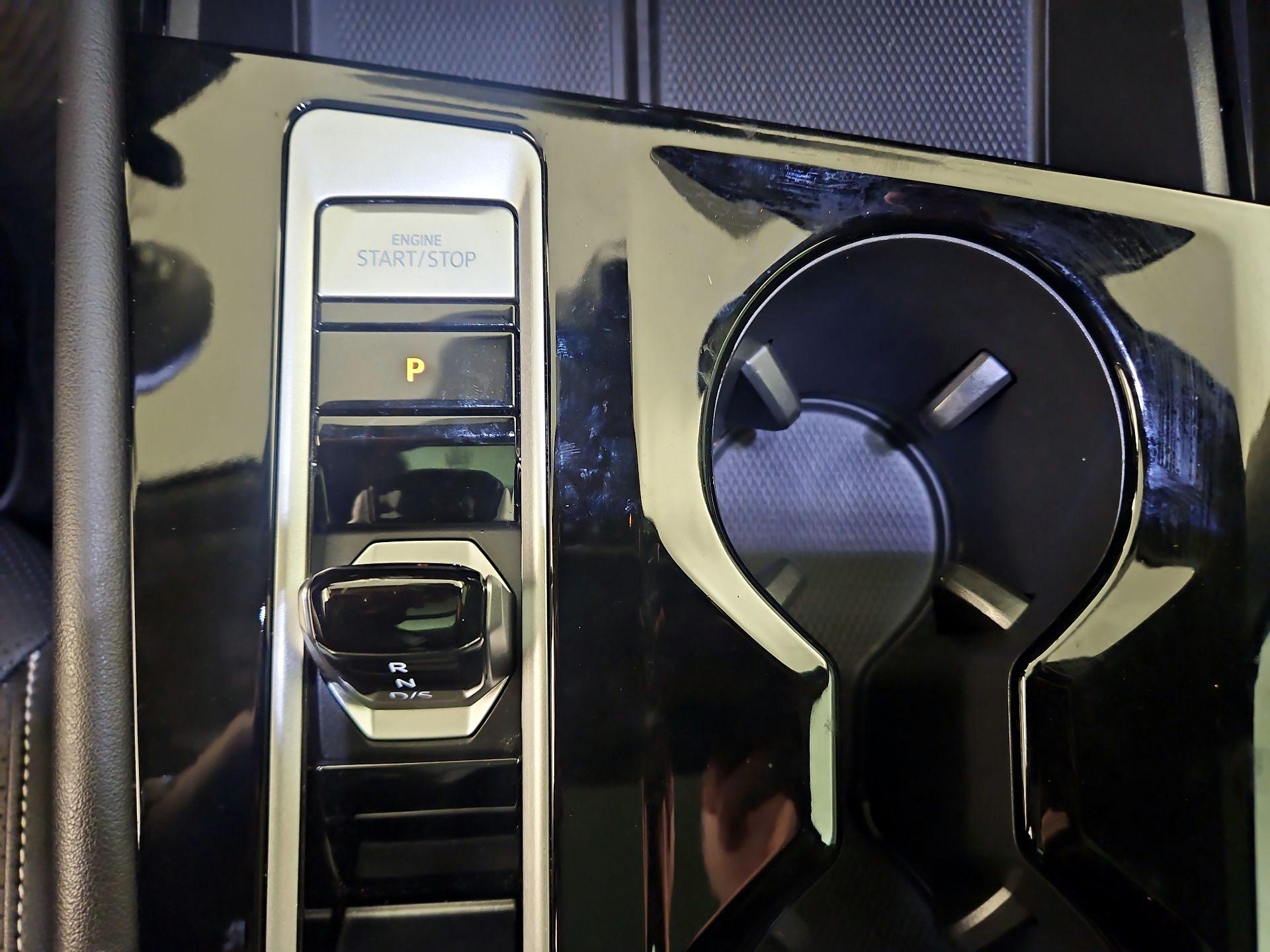 Thumbnail: 2024 Volkswagen Atlas - 17