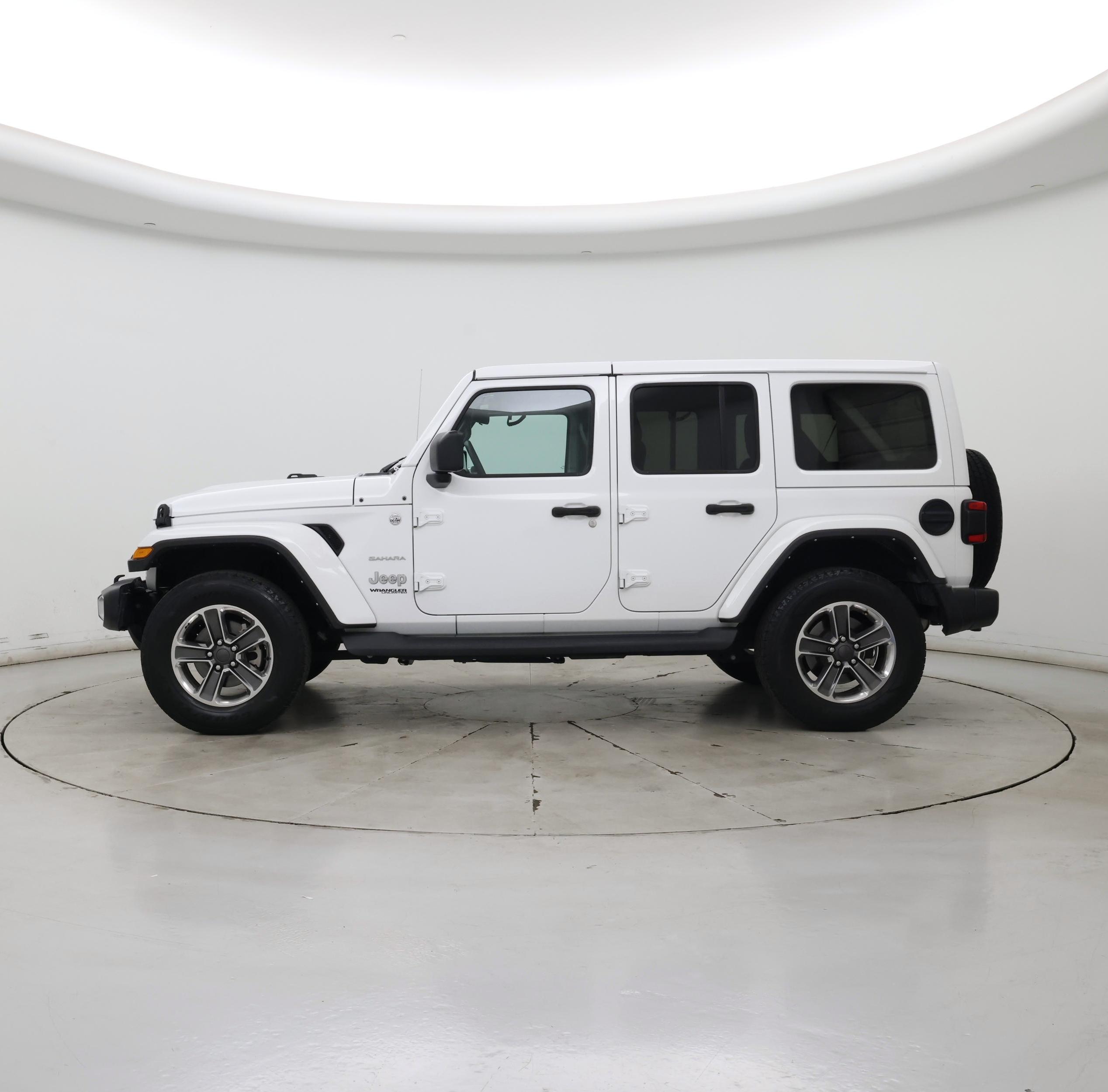 Thumbnail: 2021 Jeep Wrangler - 3