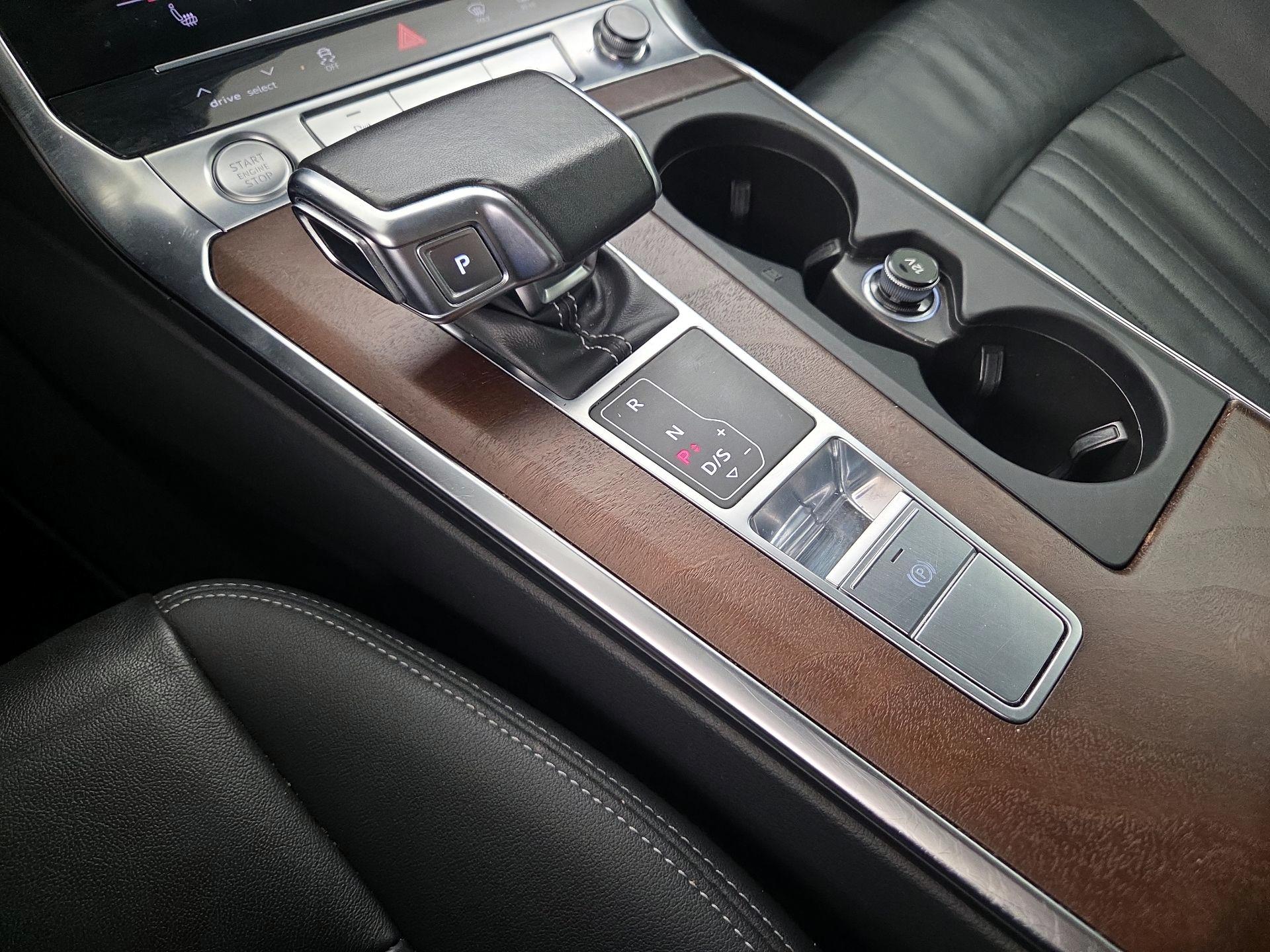 Thumbnail: 2019 Audi A6 - 18