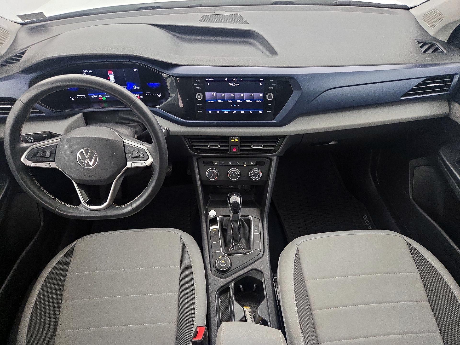 Thumbnail: 2022 Volkswagen Taos - 9