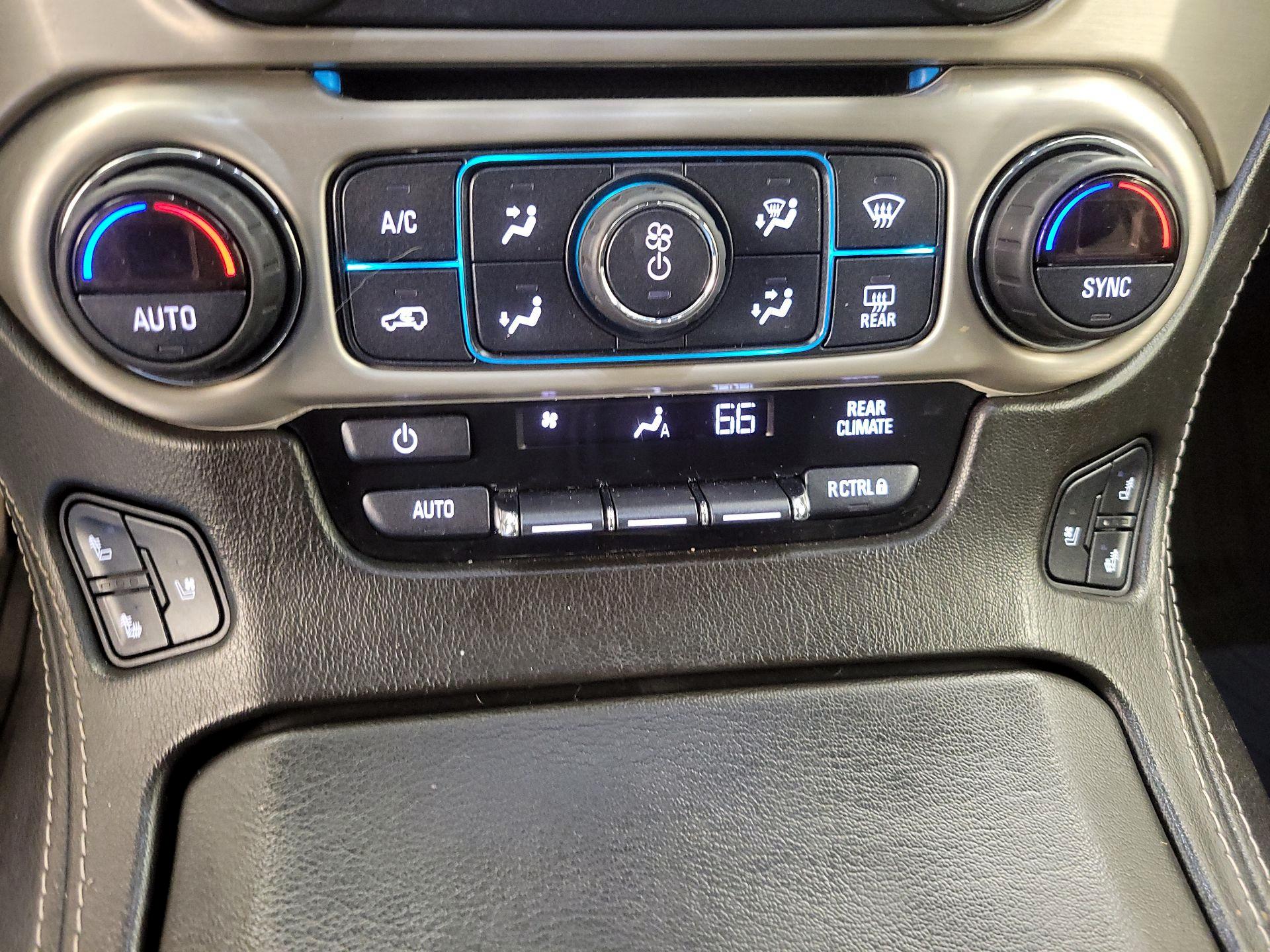 Thumbnail: 2019 GMC Yukon - 16