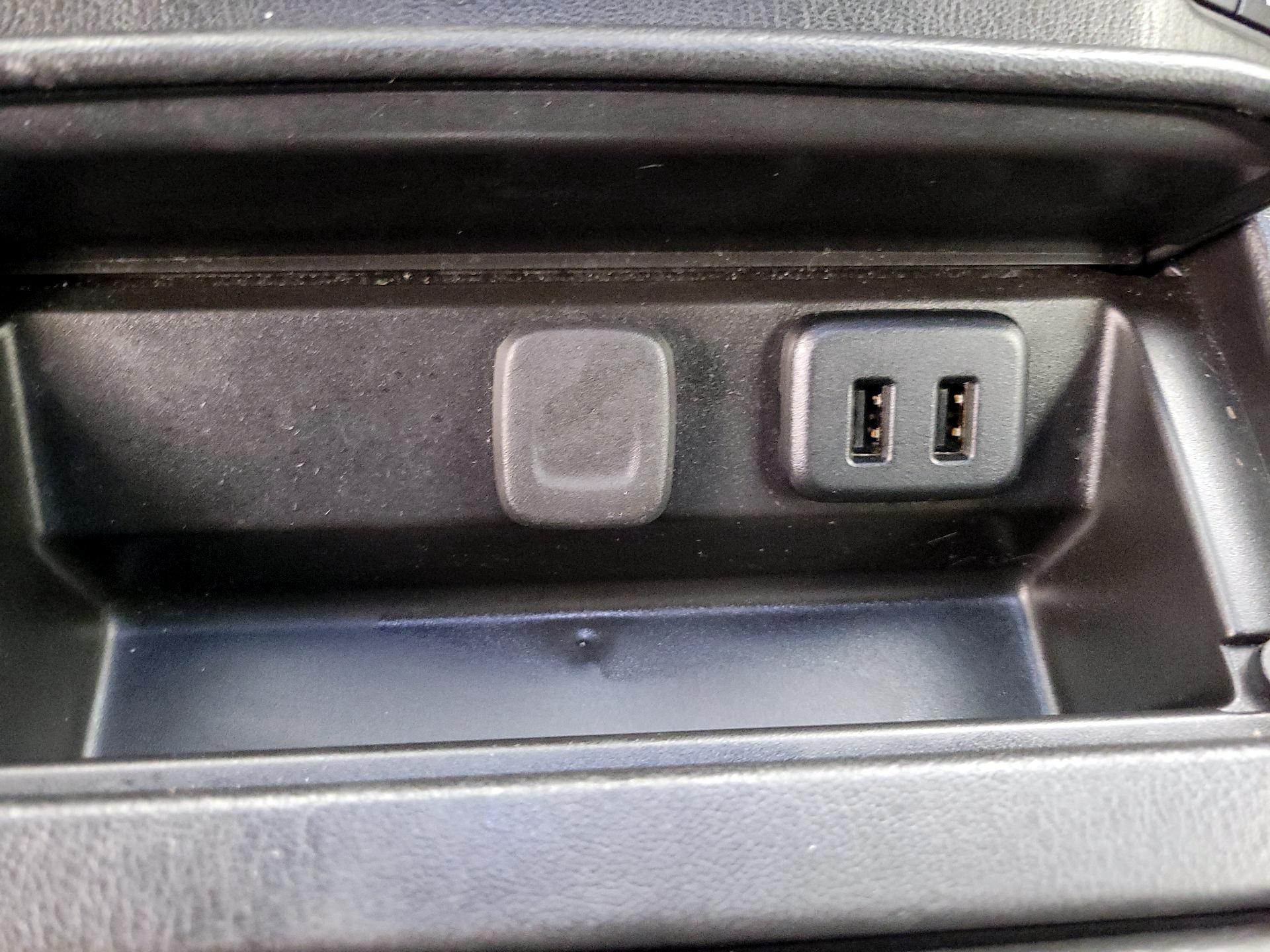 Thumbnail: 2019 GMC Yukon - 18