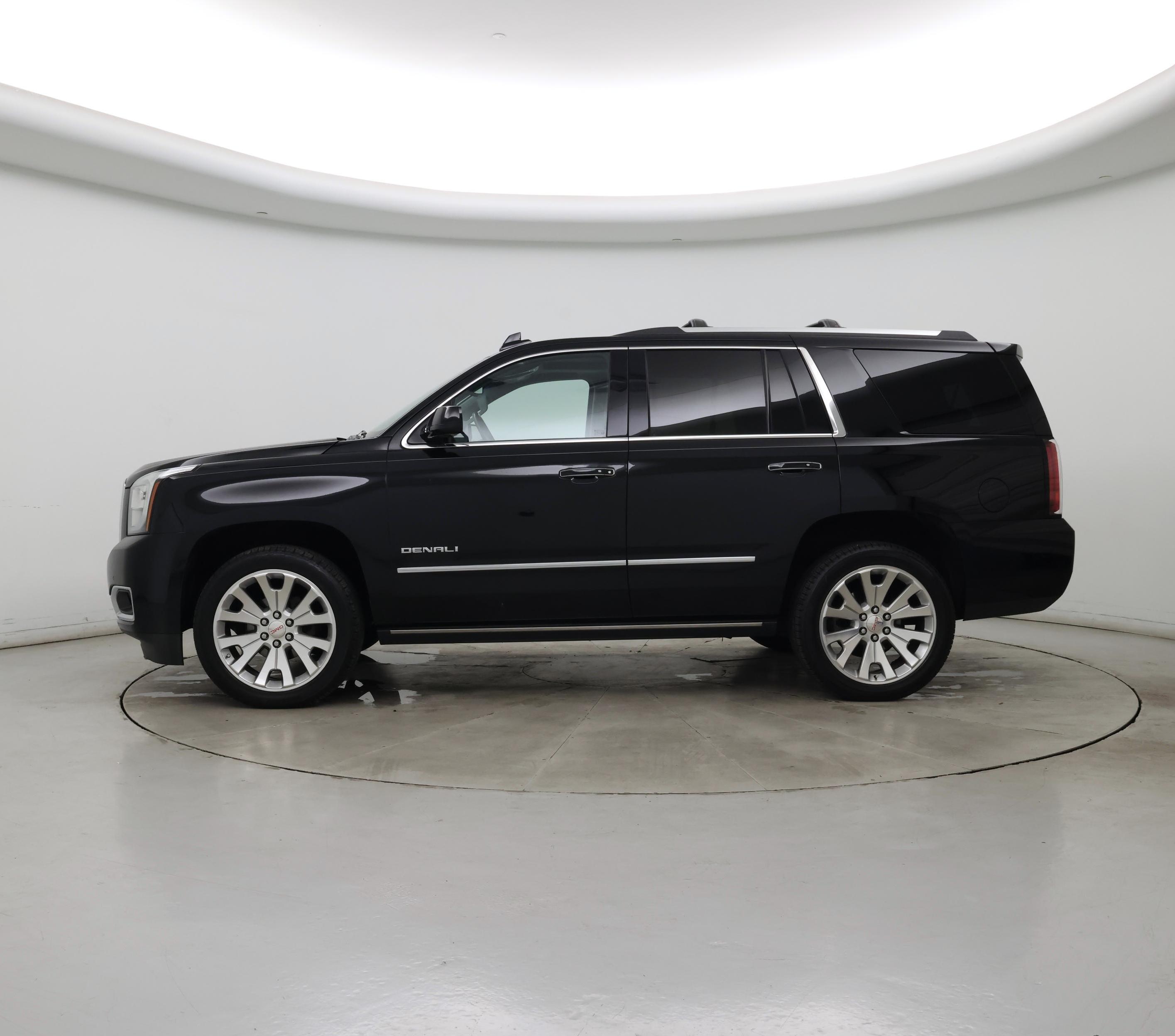 Thumbnail: 2019 GMC Yukon - 3