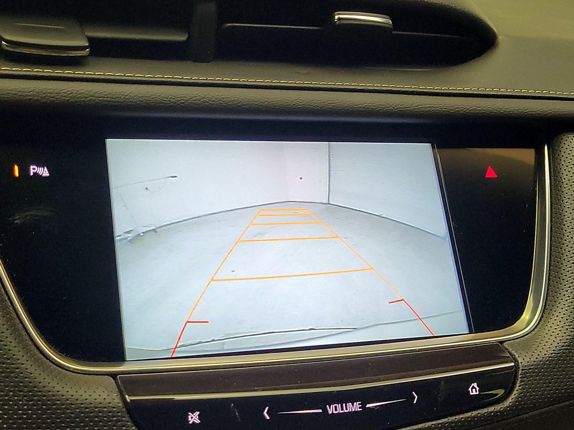 Thumbnail: 2017 Cadillac XT5 - 14