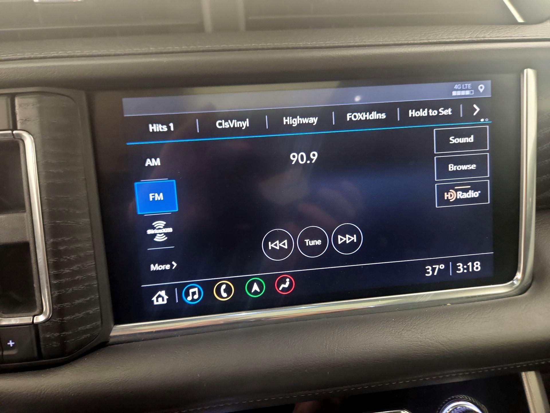 Thumbnail: 2021 GMC Yukon - 16