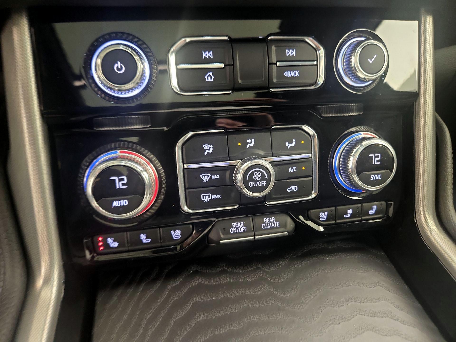 Thumbnail: 2021 GMC Yukon - 17