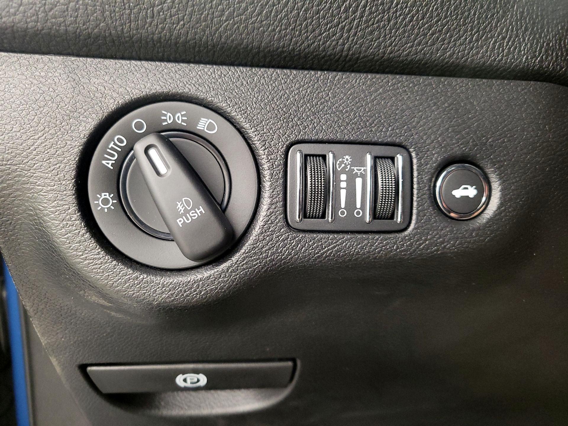 Thumbnail: 2021 Dodge Challenger - 13