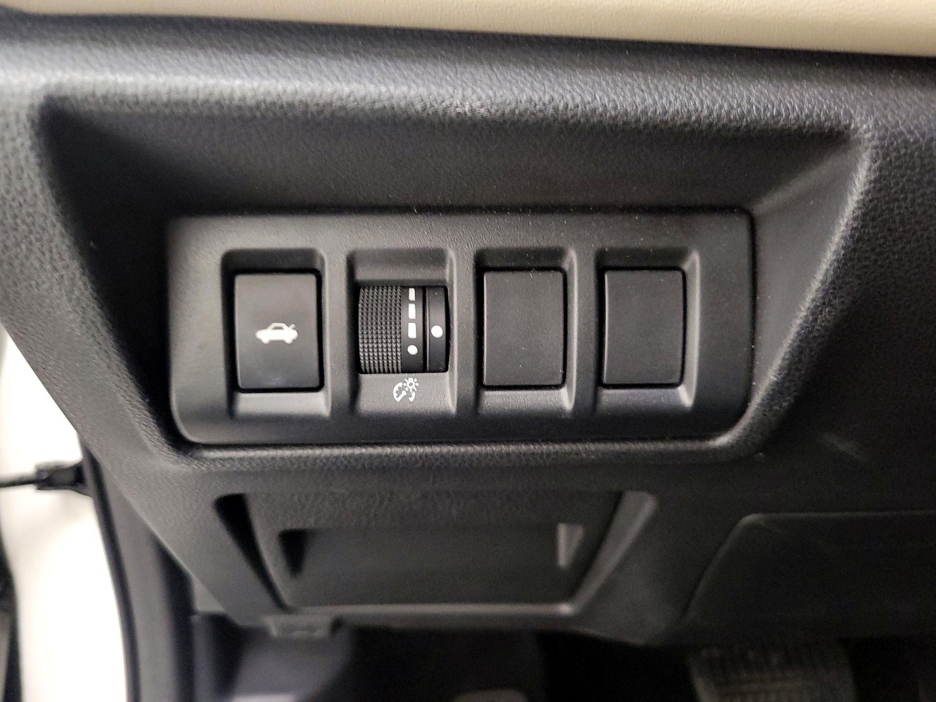 Thumbnail: 2023 Subaru Legacy - 13