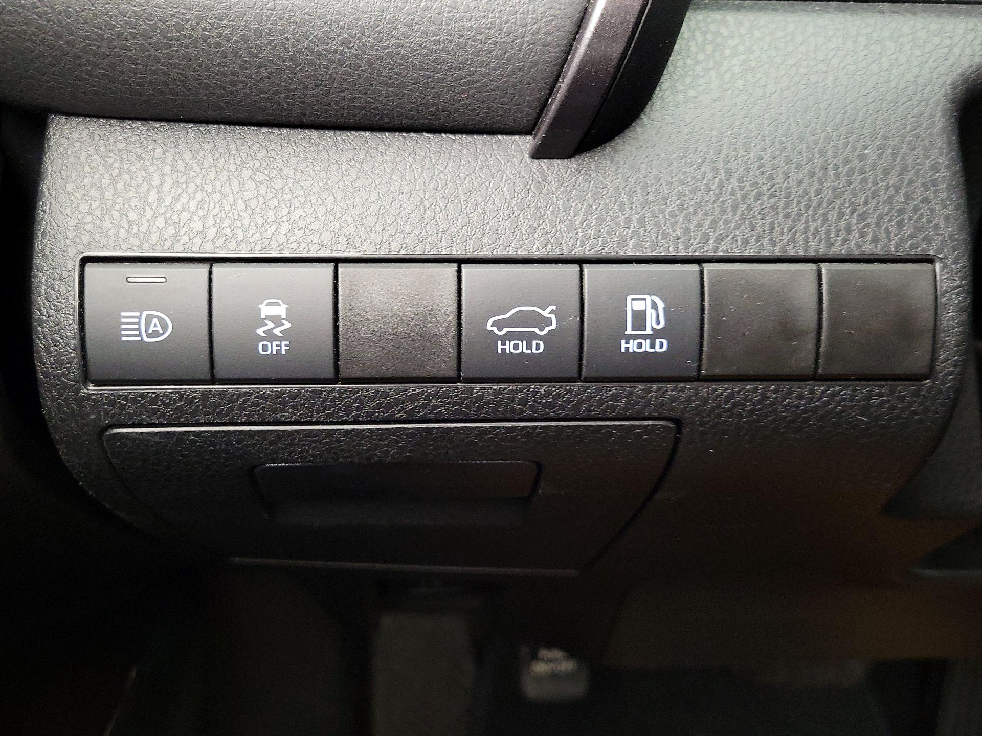 Thumbnail: 2023 Toyota Camry - 13