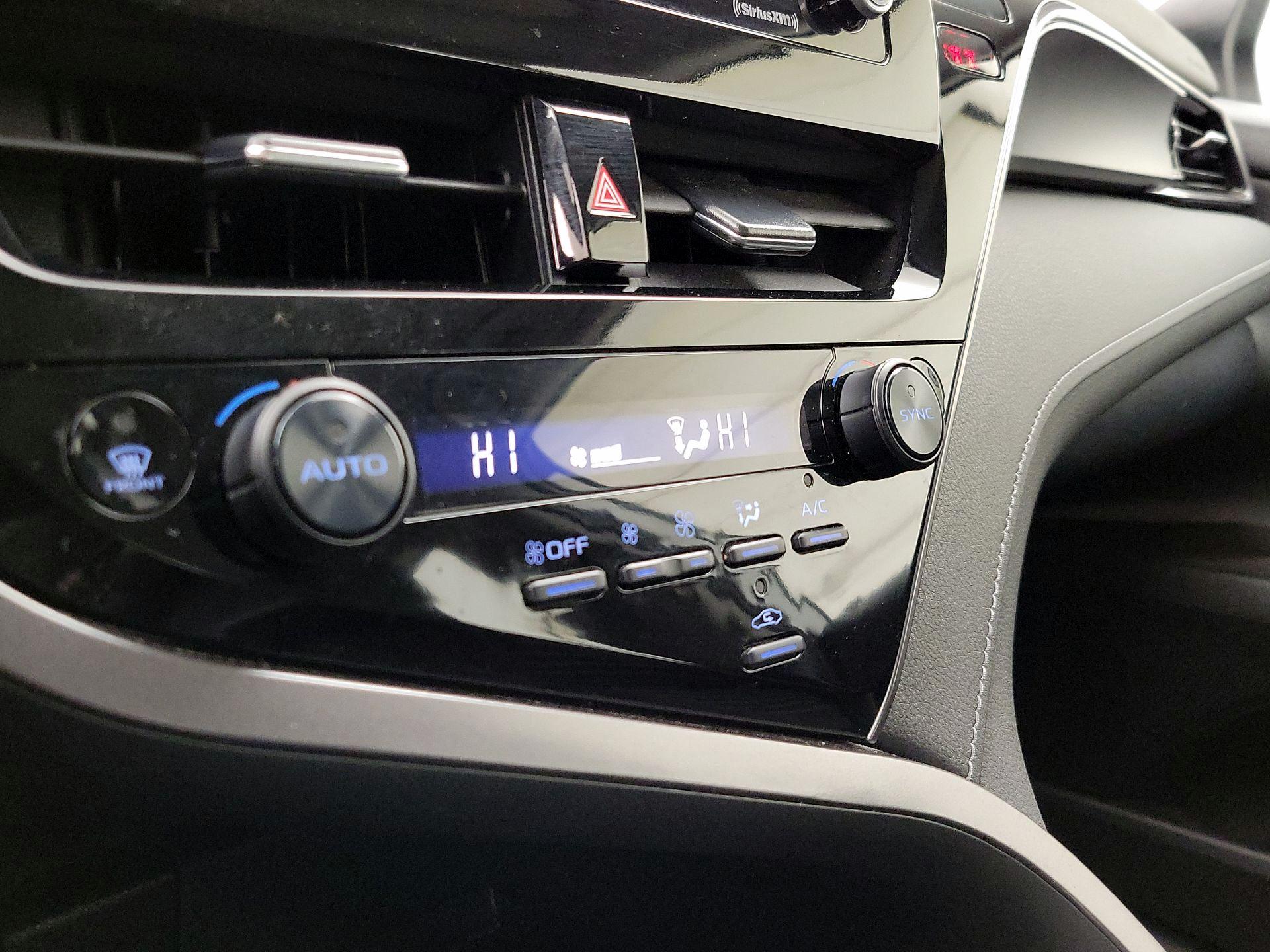 Thumbnail: 2023 Toyota Camry - 16