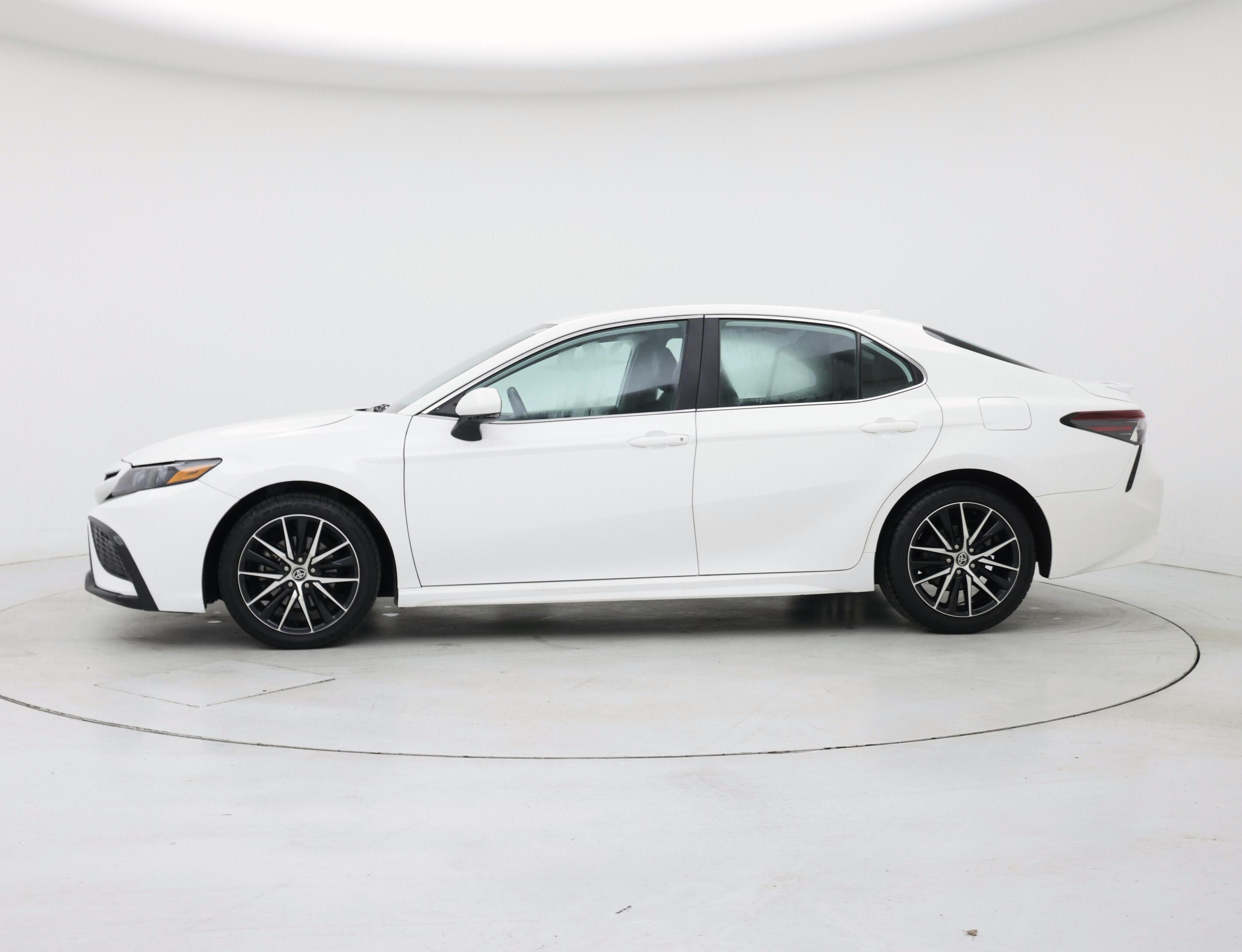 Thumbnail: 2023 Toyota Camry - 3