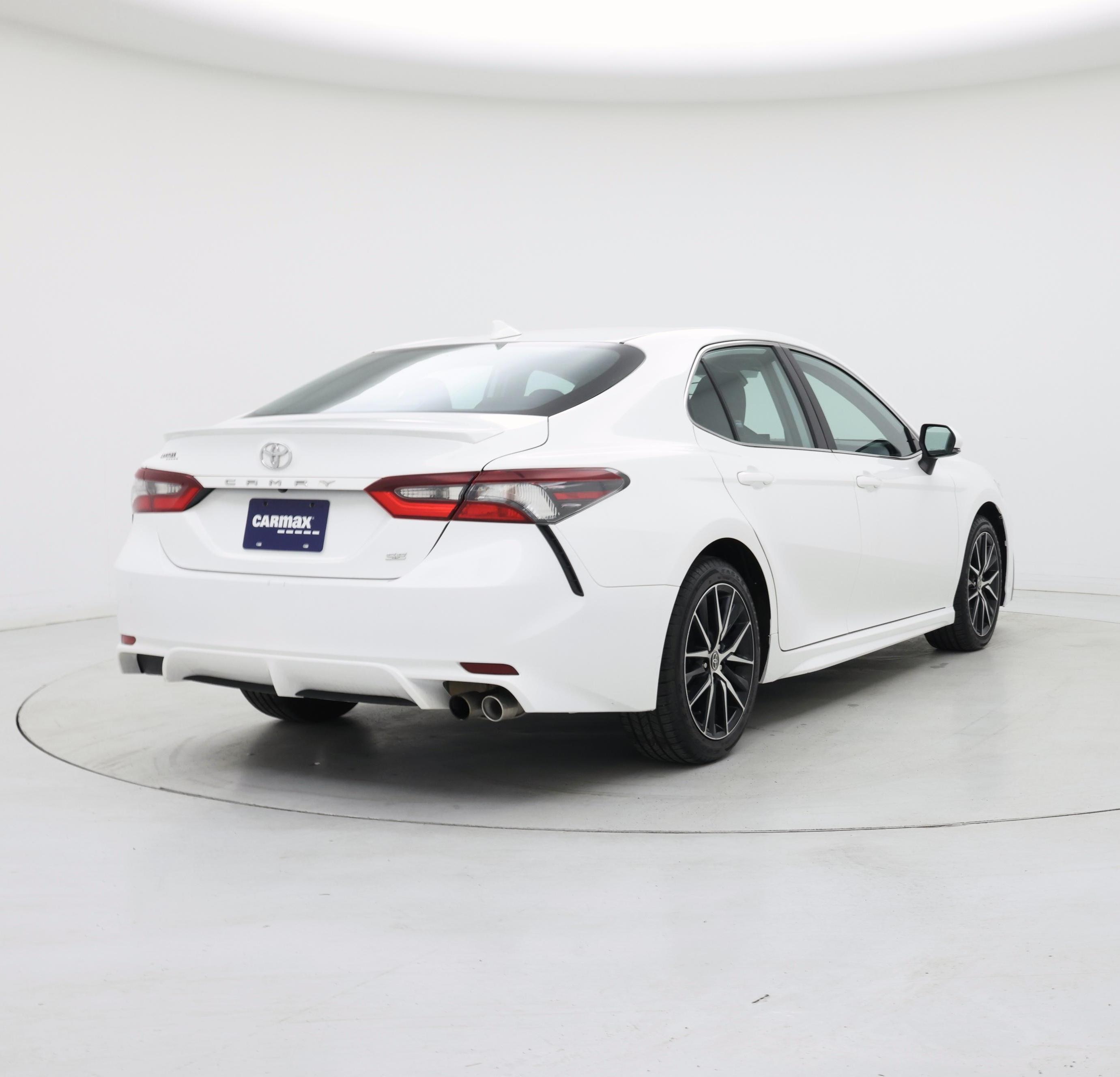 Thumbnail: 2023 Toyota Camry - 8