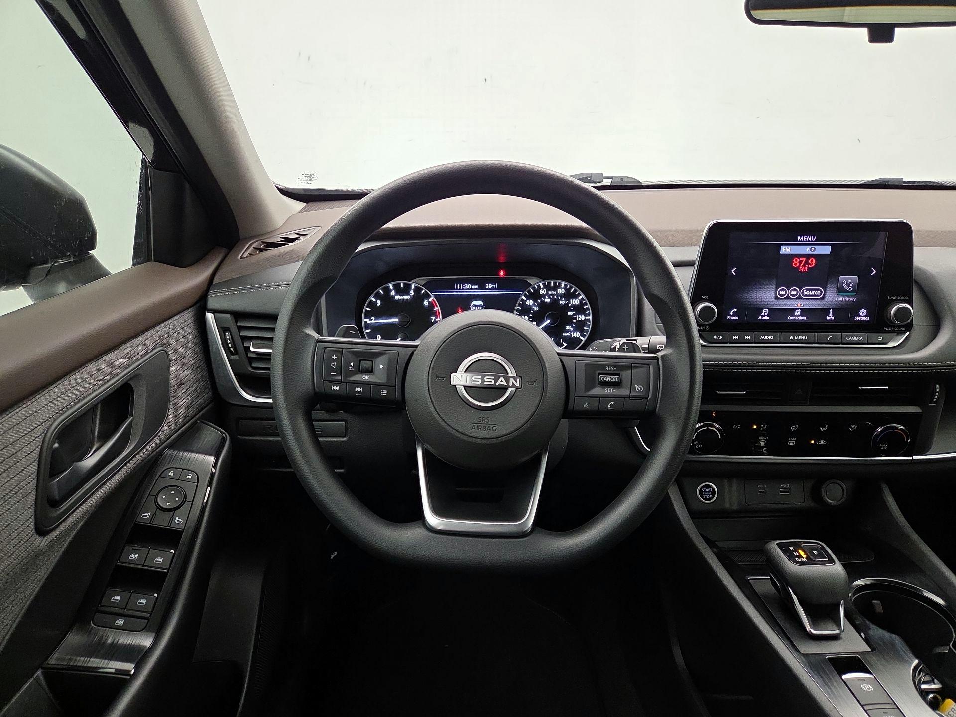 Thumbnail: 2023 Nissan Rogue - 10